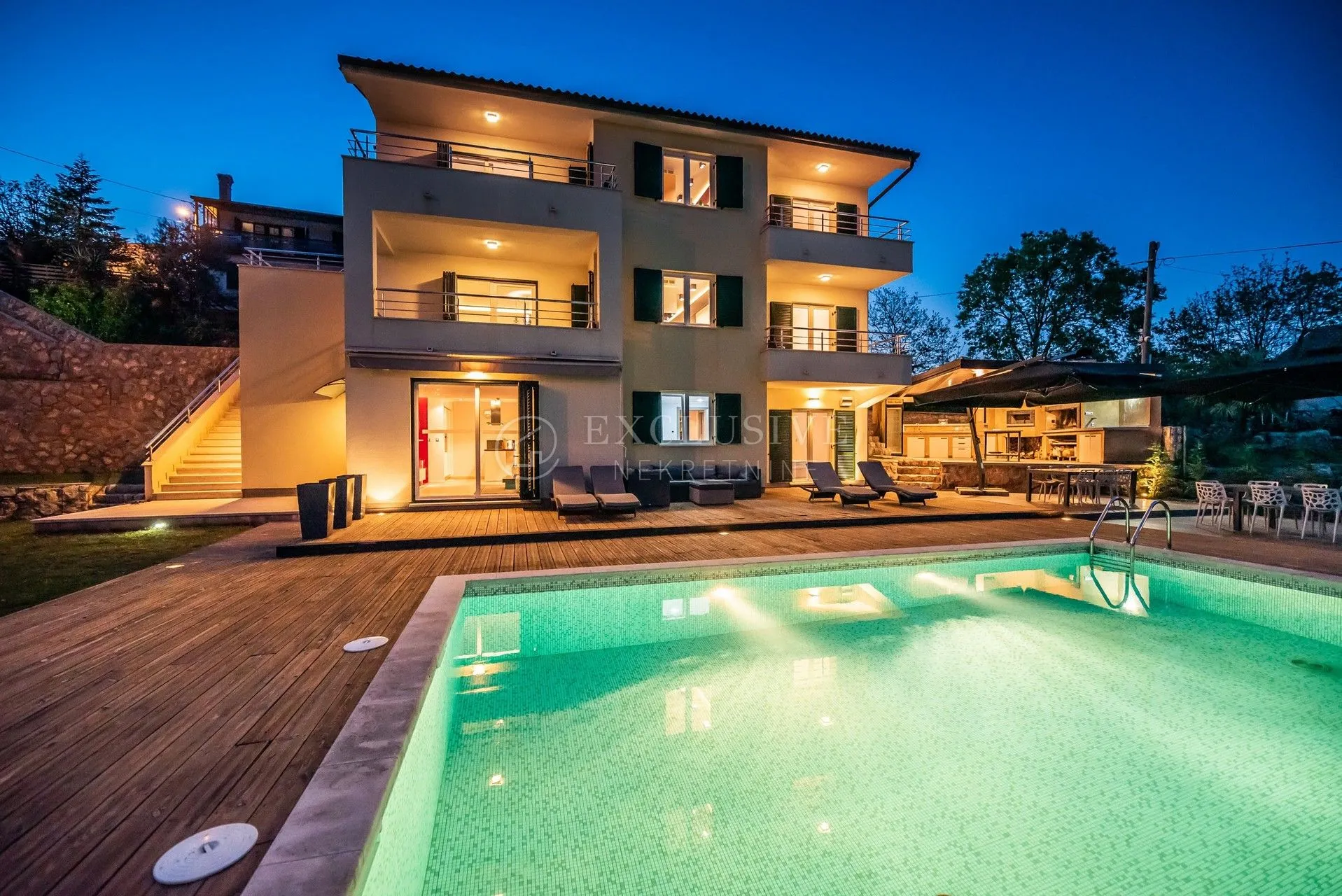 opatija pobri - ekskluzivna villa s bazenom i pogledom na more - slika 2