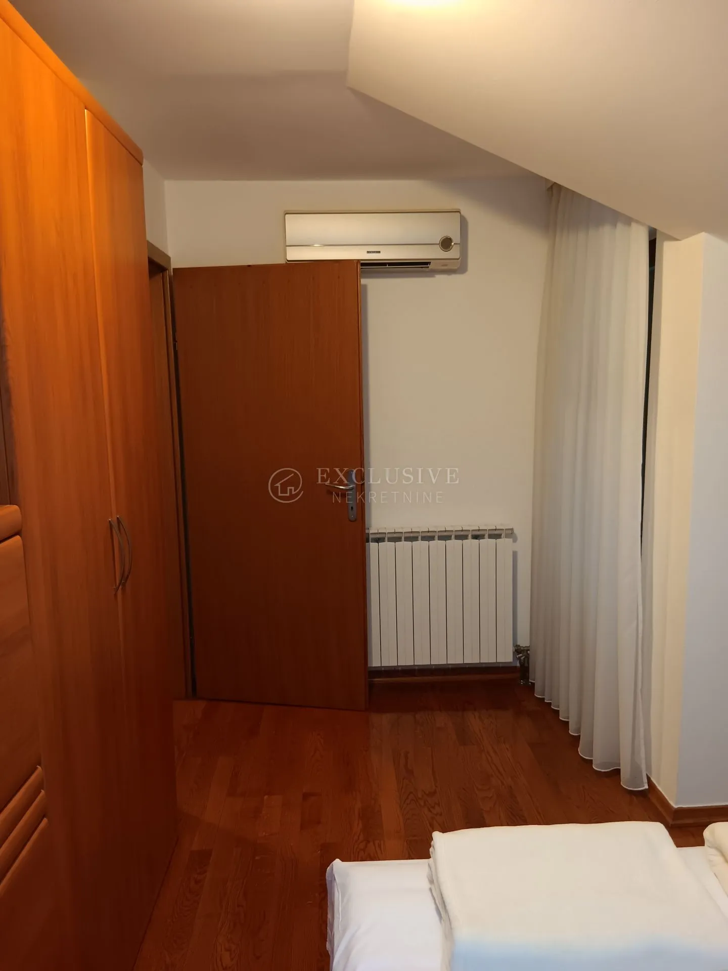 opatija-ičići- dvoetažni stan 3s+db s garažom - slika 18