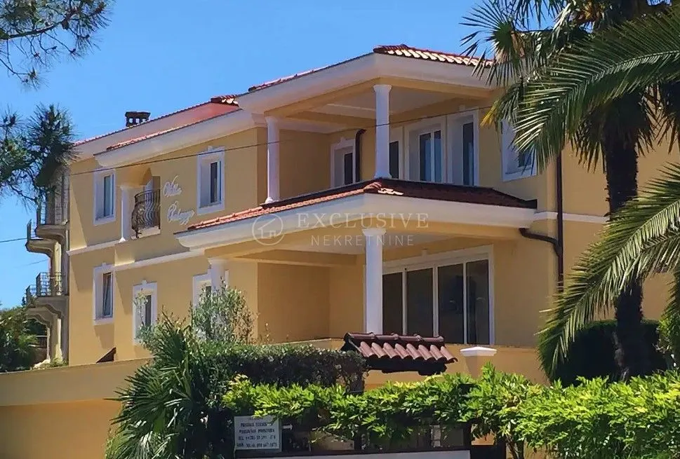 lovran prekrasna villa s bazenom blizu mora - slika 3