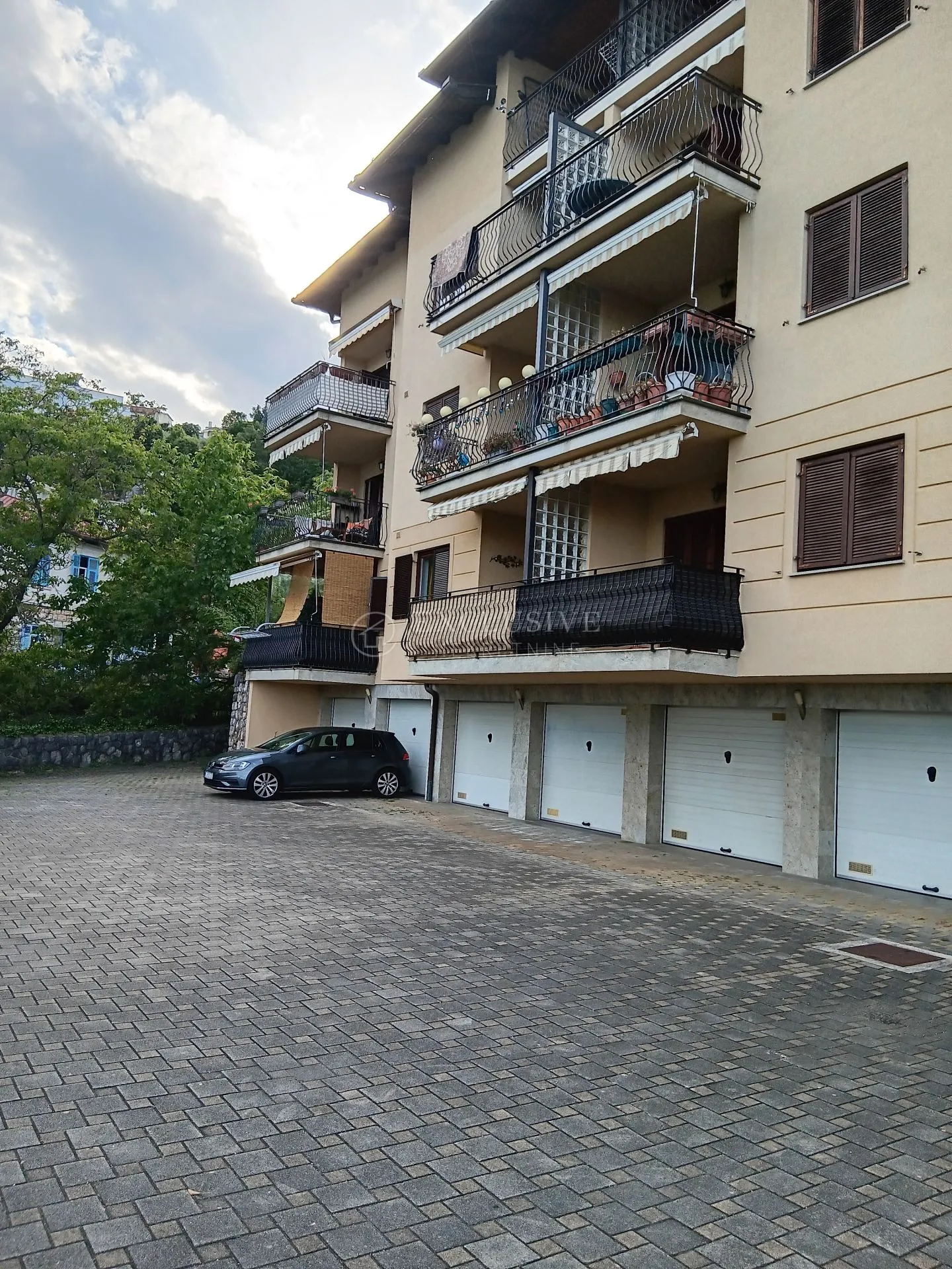 Opatija-Ičići- Dvoetažni Stan 3s+db S Garažom - Ičići, Opatija