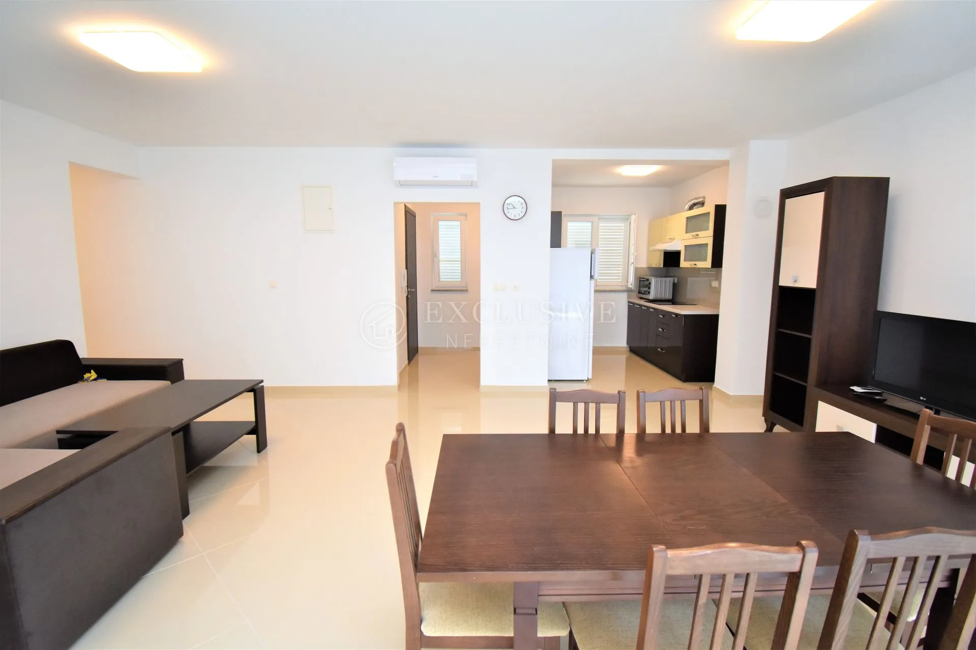 novi vinodolski, smokvica krmpotska - predivan apartman u 3. redu od mora sa pogledom - slika 3