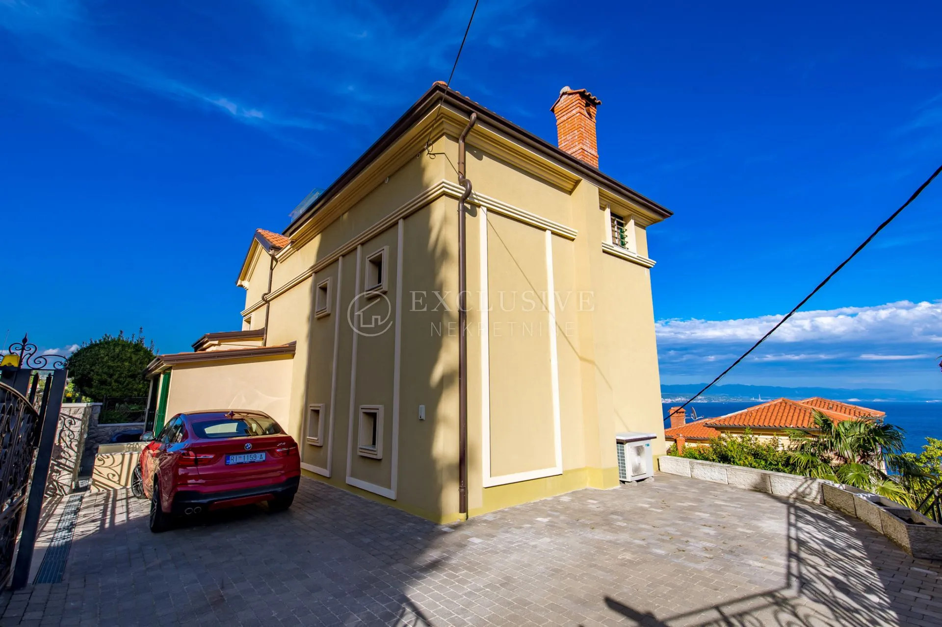 opatija vila s bazenom i tri stana s prekrasnim pogledom na more - slika 19