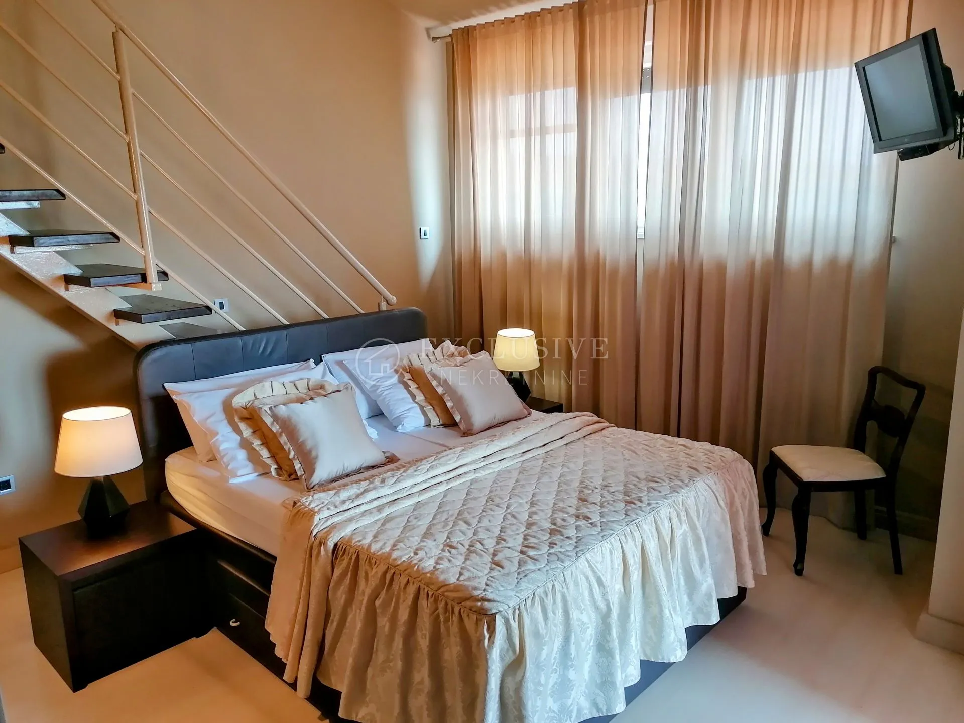 opatija, prekrasna vila 550m2 - slika 5