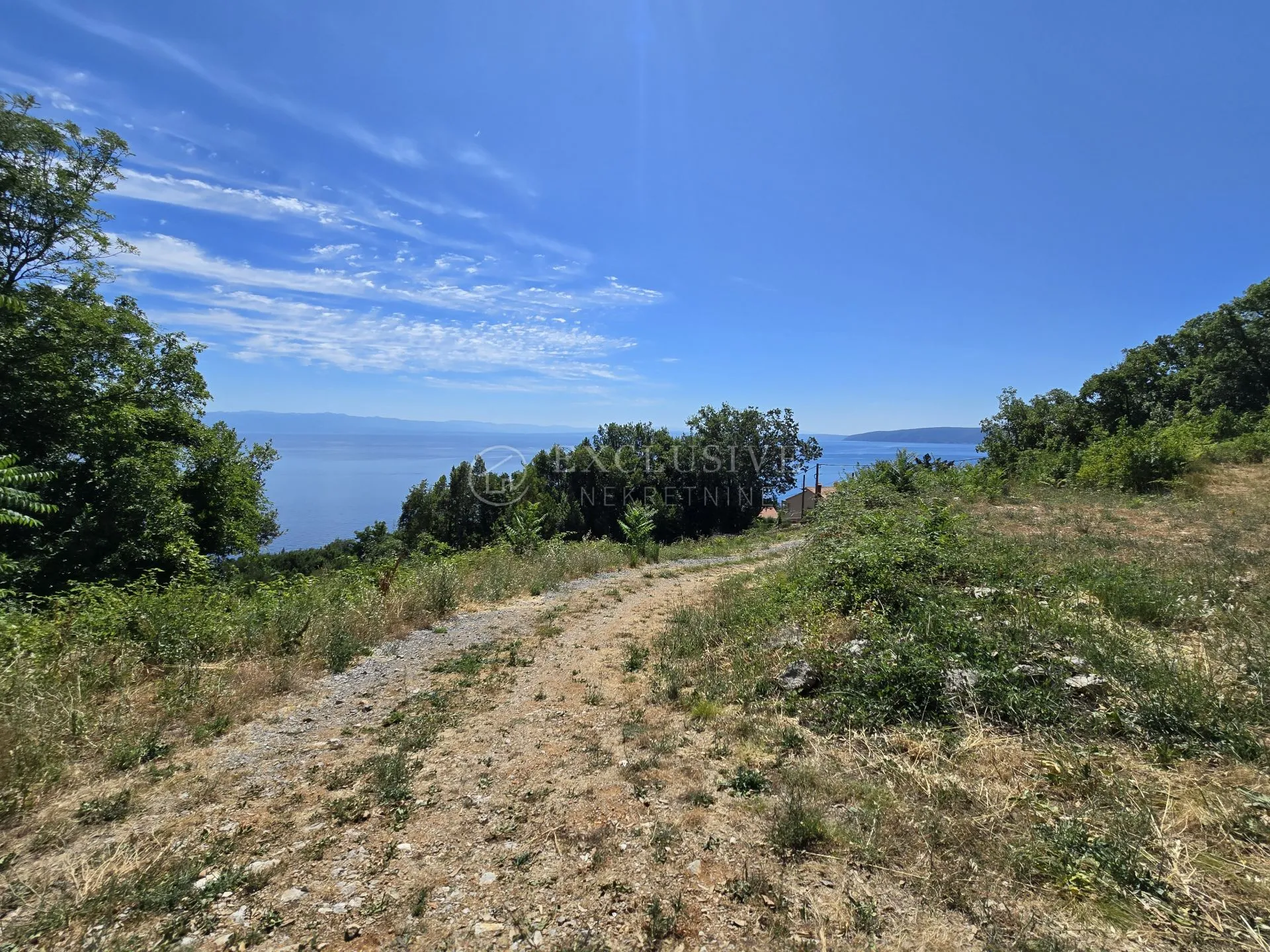 mošćenička draga - atraktivno zemljište s građ. dozvolom 2977m2 s pogledom na more i osami - slika 4