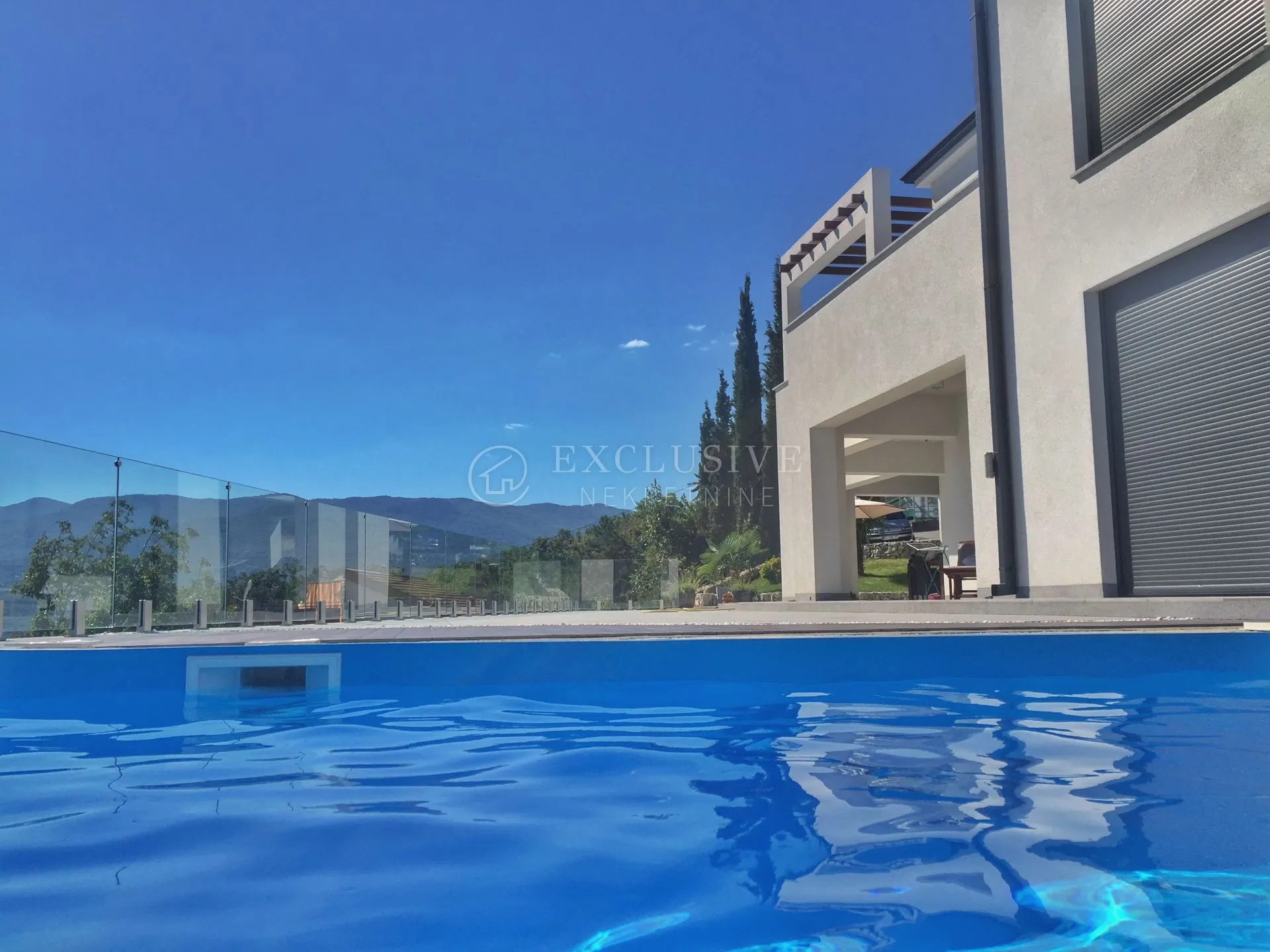 luksuzna villa sa bazenom i pogledom na cijeli kvarner !! !! - slika 3