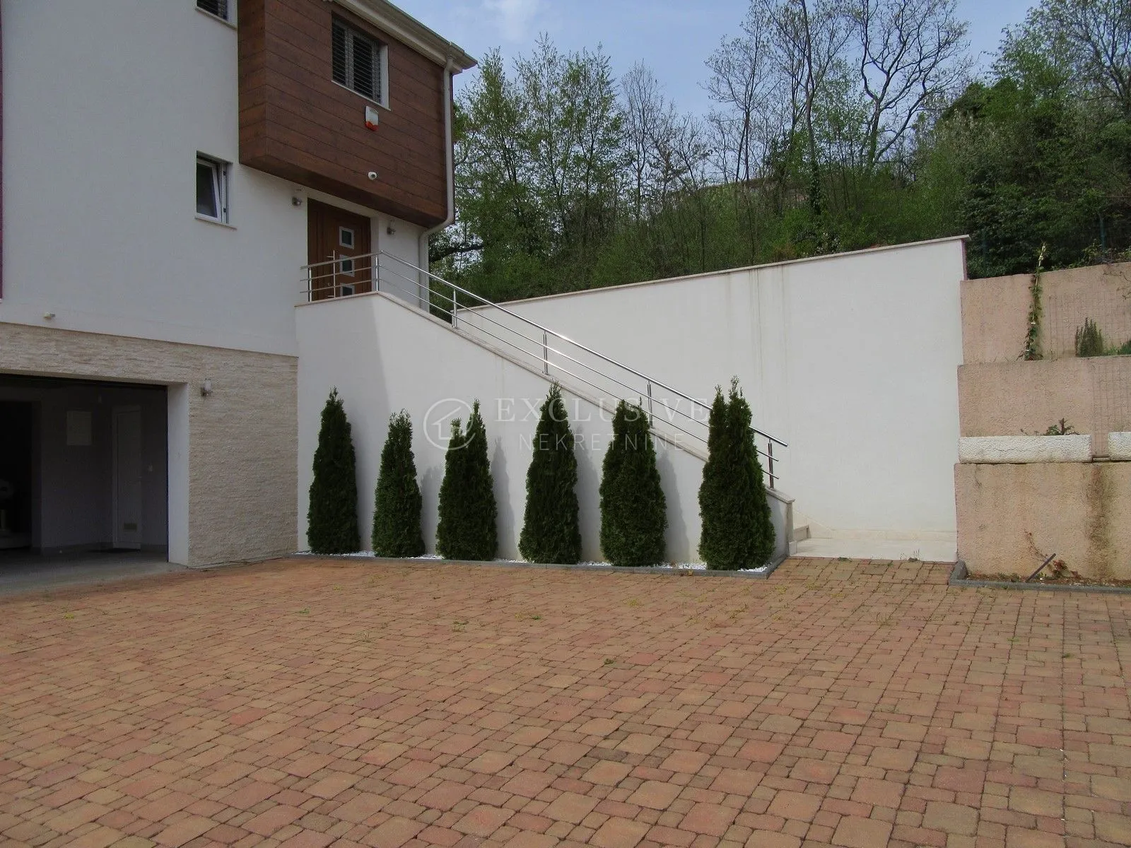 opatija-poljane-prekrasna obiteljska villa sa bazeom i video nadzorom- - slika 7
