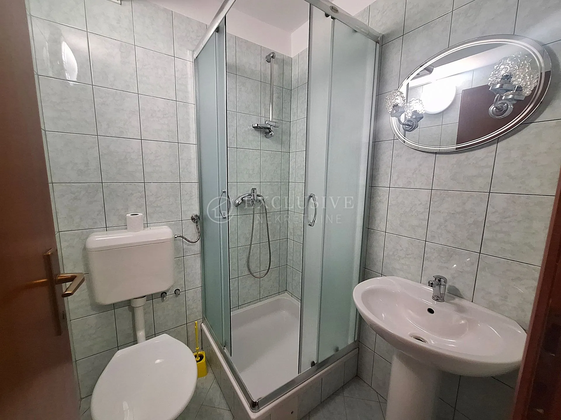 jadranovo - apartmanska vila s bazenom - slika 17