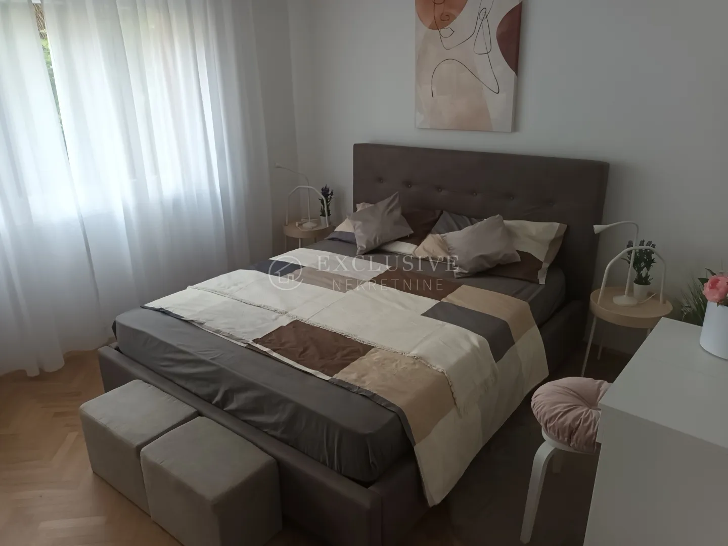 pag, mandre, kuća sa kategoriziranim apartmanima i okućnicom - slika 18