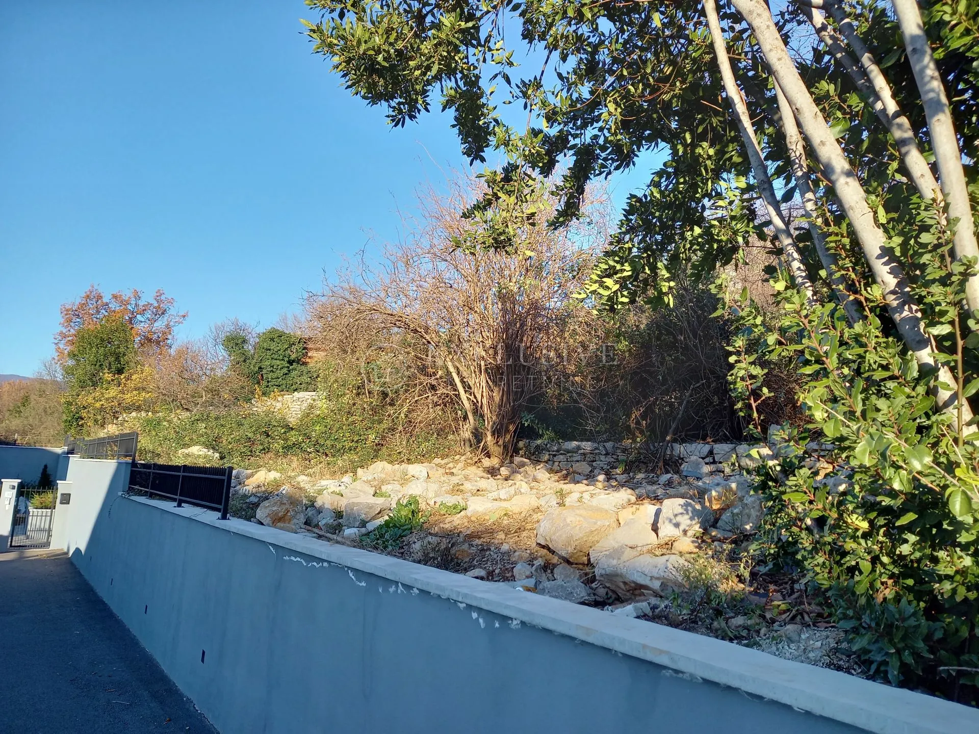 kantrida, građevinsko zemljište 1100 m2 s otvorenim pogledom na more - slika 10