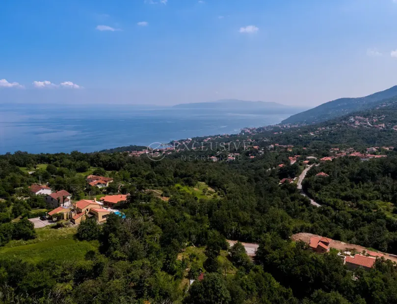 ičići dvoetažni stan 136m2 - slika 15