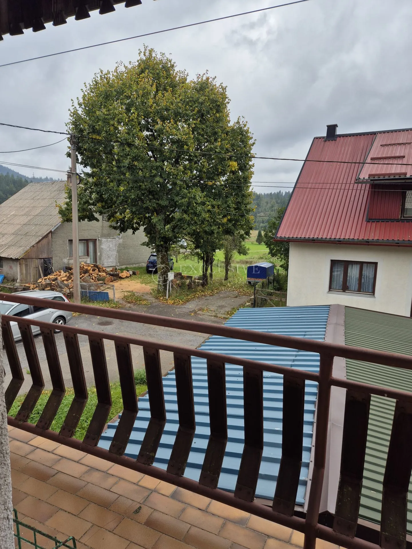 lokve, kuća u centru 344,64 m2 sa okućnicom i vrtom - slika 8
