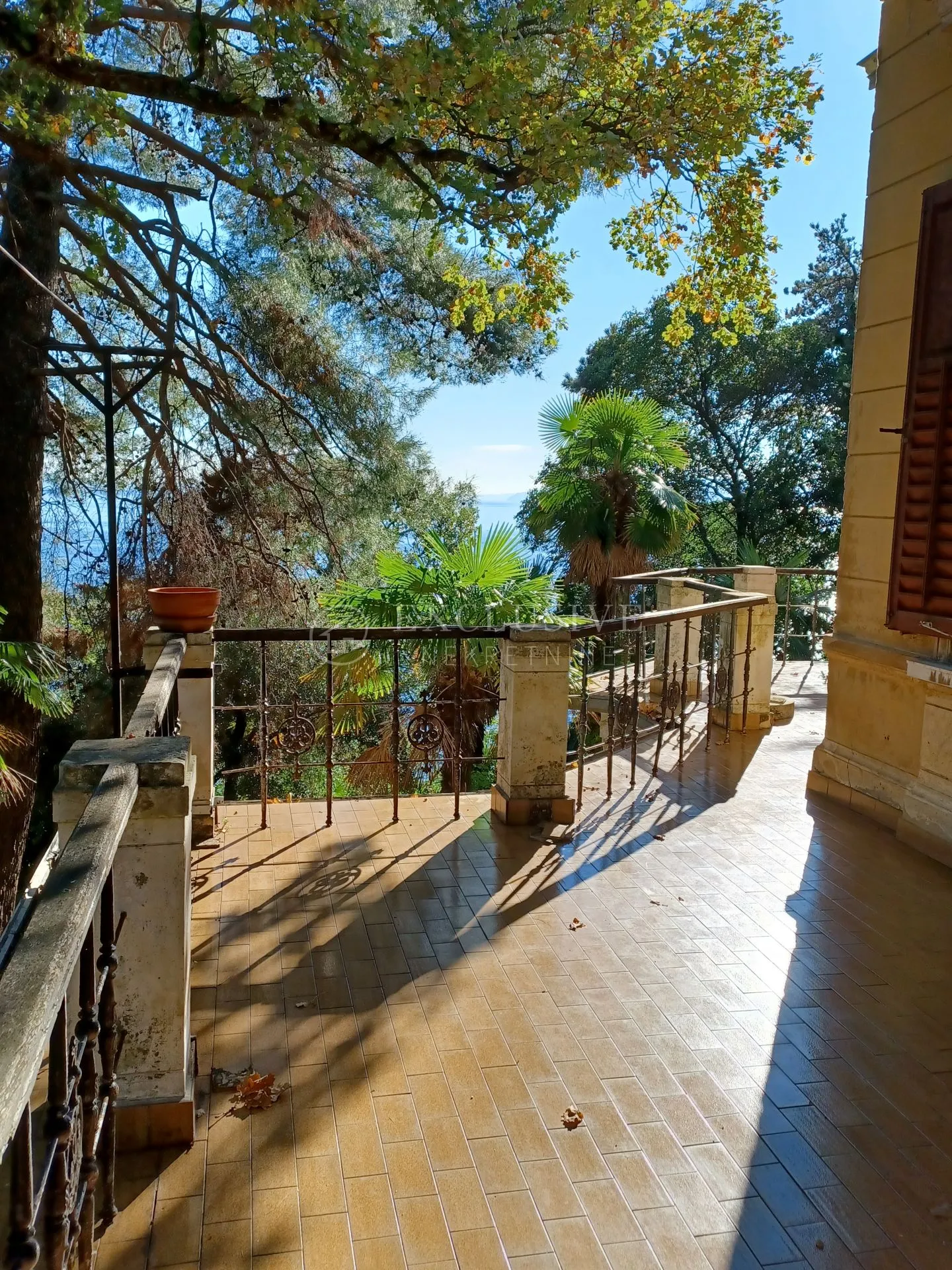 opatija - aristokratski stan 300m2 u austrougarskoj vili - 30m od mora - slika 4