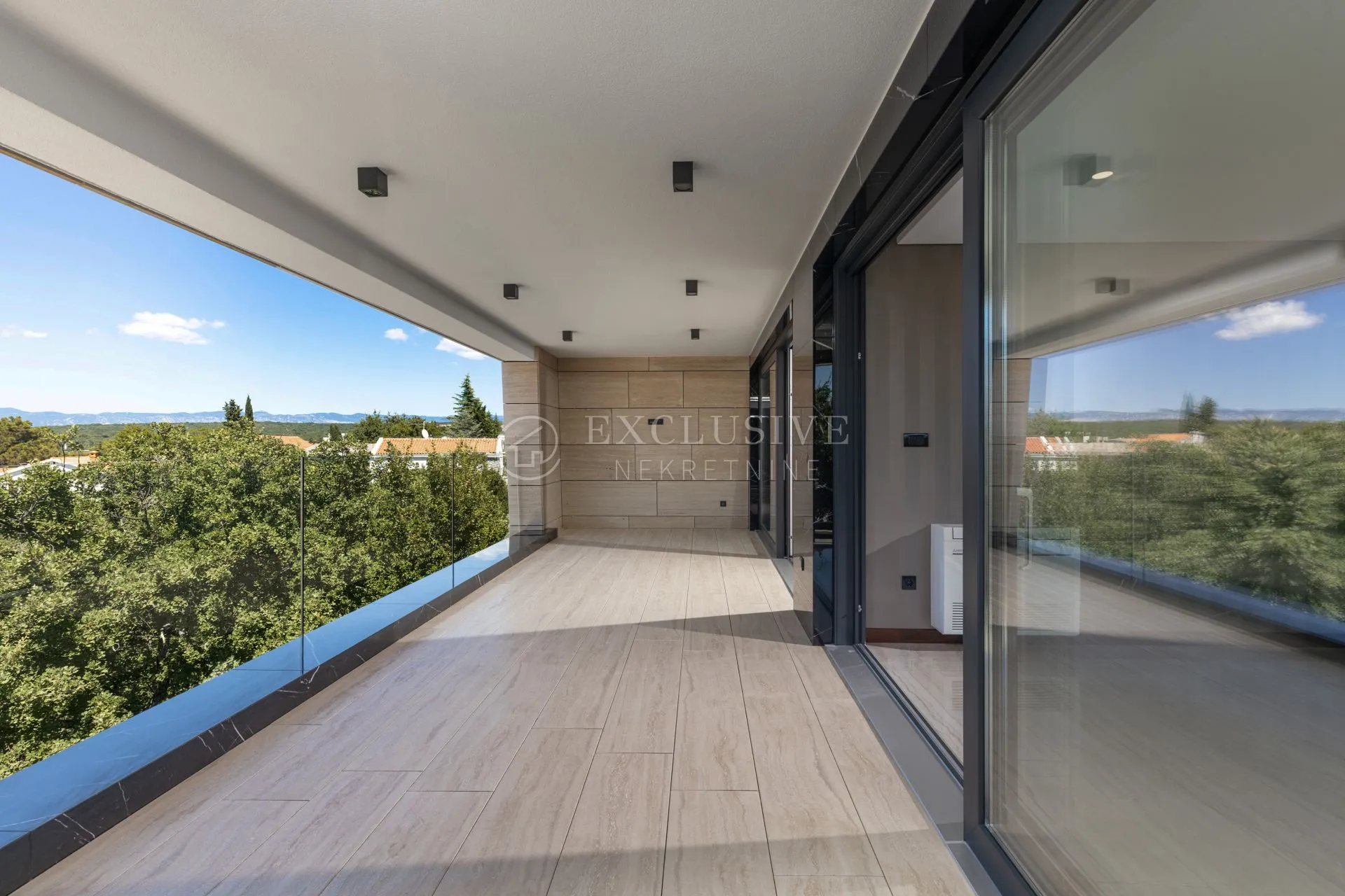 otok krk, malinska - luksuzni penthouse s vlastitim bazenom ! - slika 4