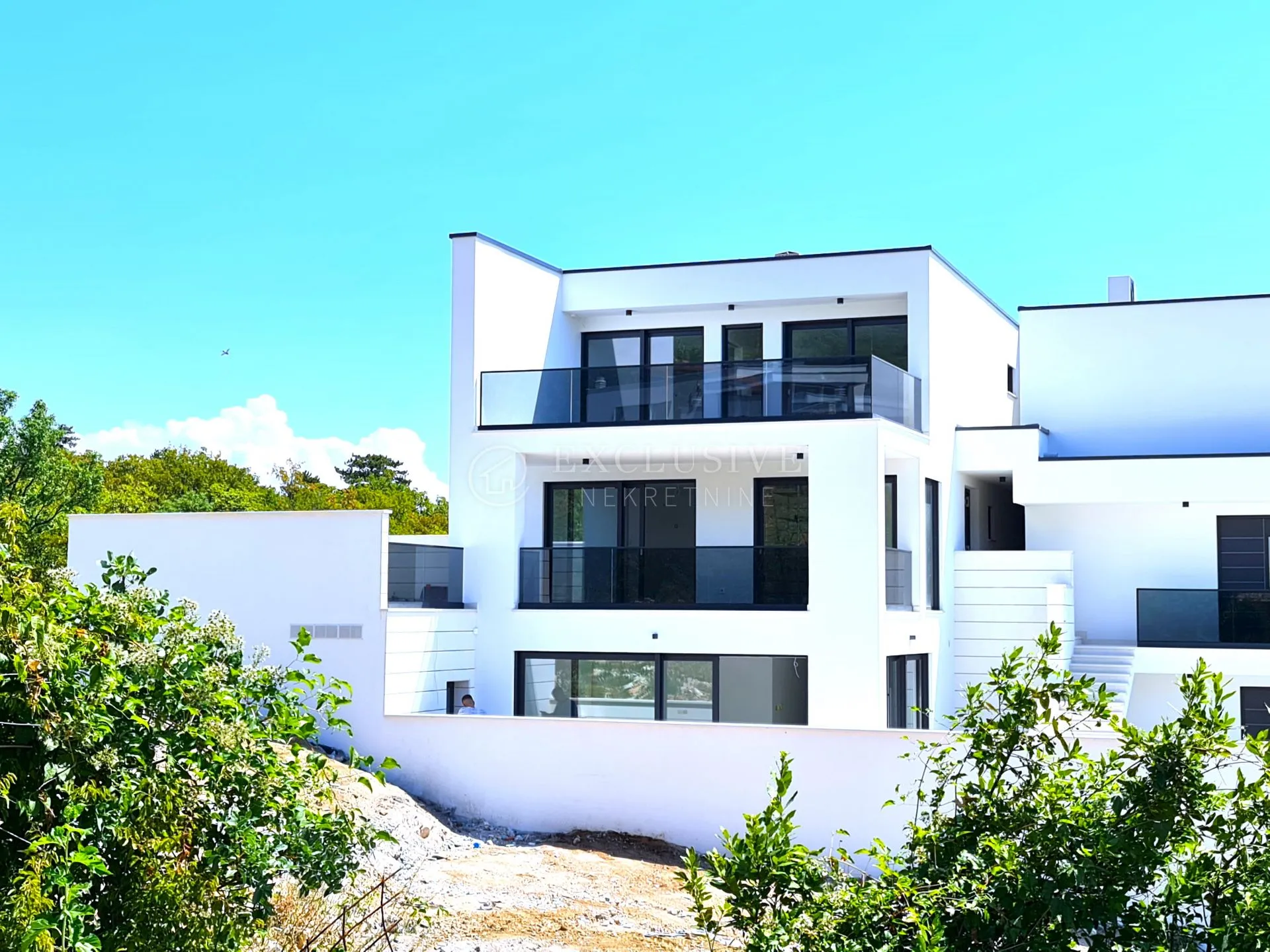 crikvenica - luksuzni dvoetažni apartman u modernoj vili - slika 3
