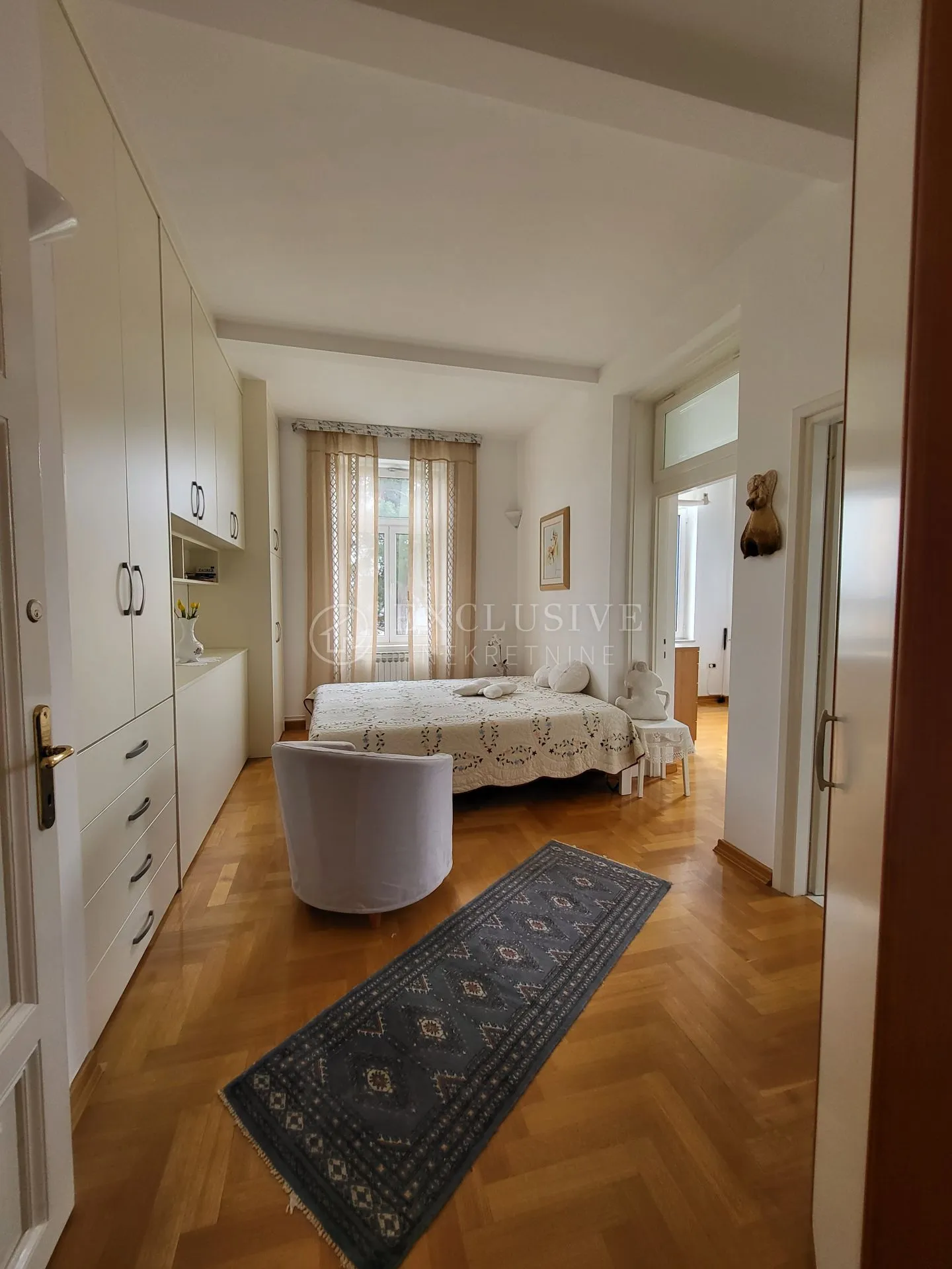 opatija centar - prekrasan stan u vili 2.red od mora s parkingom !! - slika 4