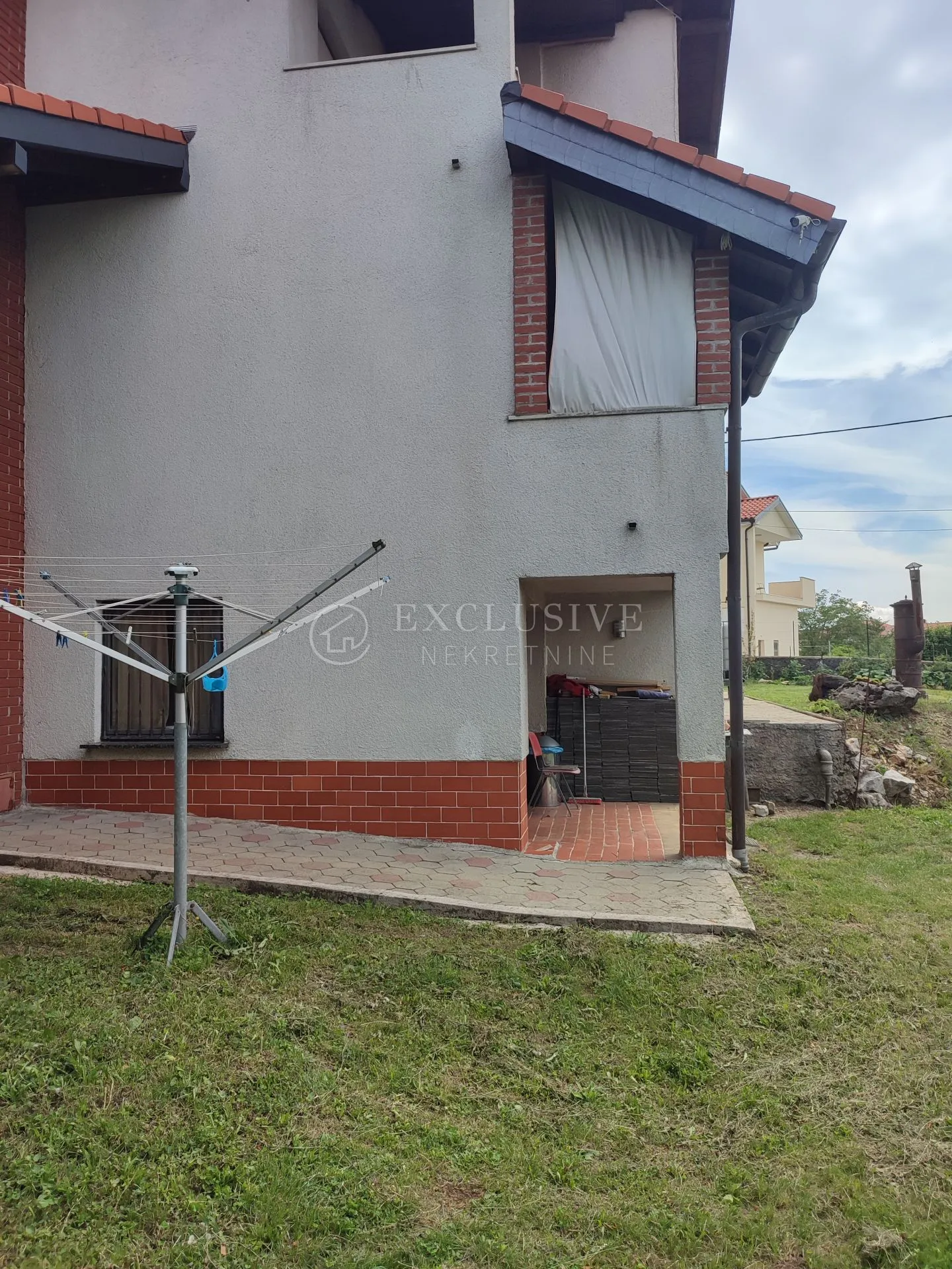 viškovo - dvije kuće sa okučnicom od 1494 m2 - slika 11