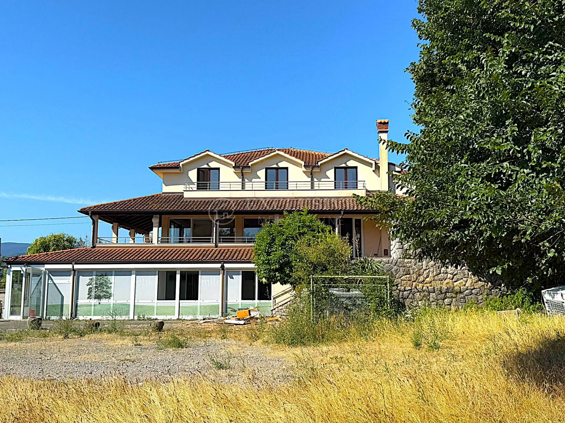 šapjane - poslovno-stambena zgrada 780 m2 - slika 8
