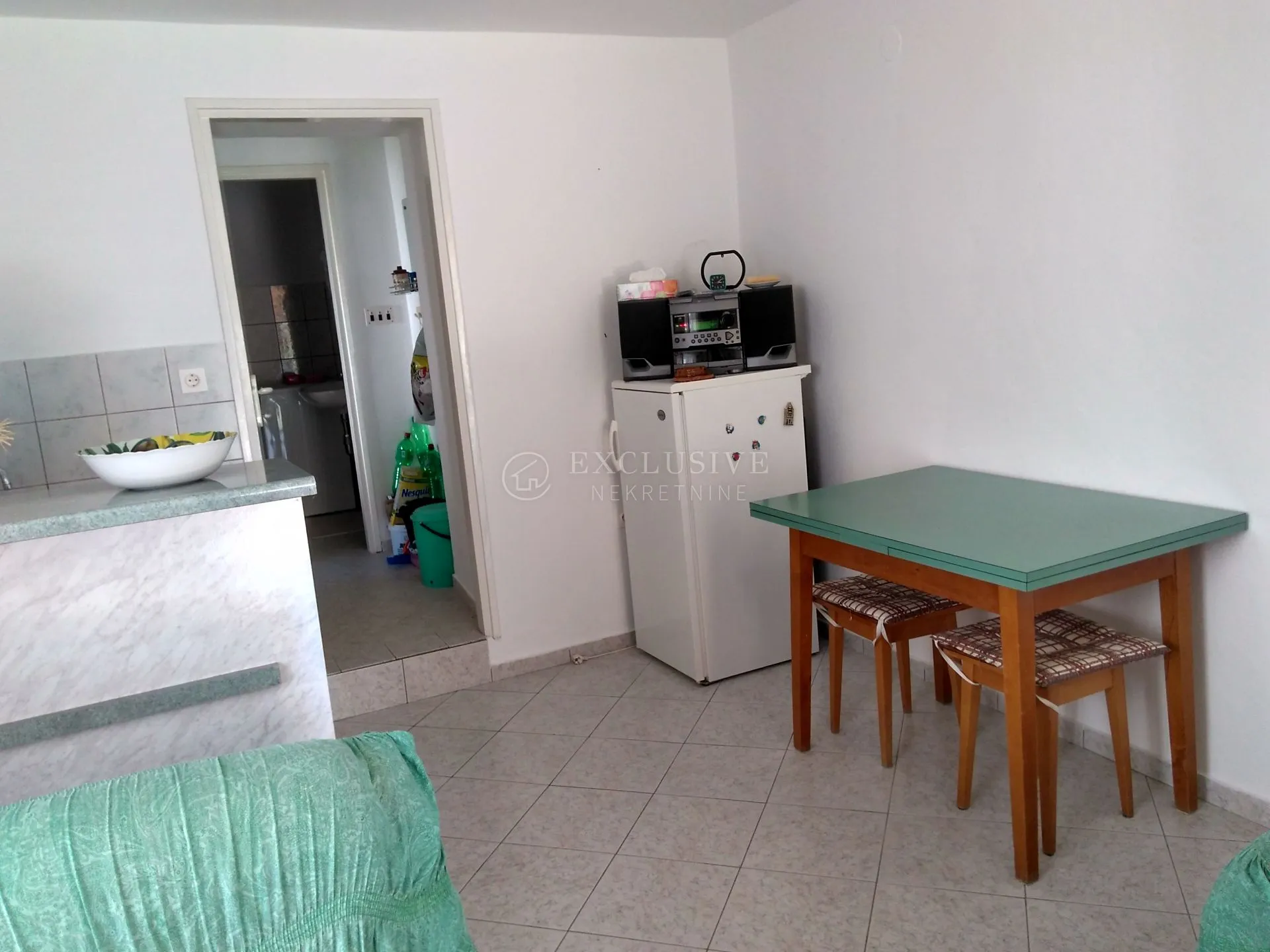 krk-jurandvor - dvoetažni apartman + zaseban apartman, terasa, vrt, parking - slika 53