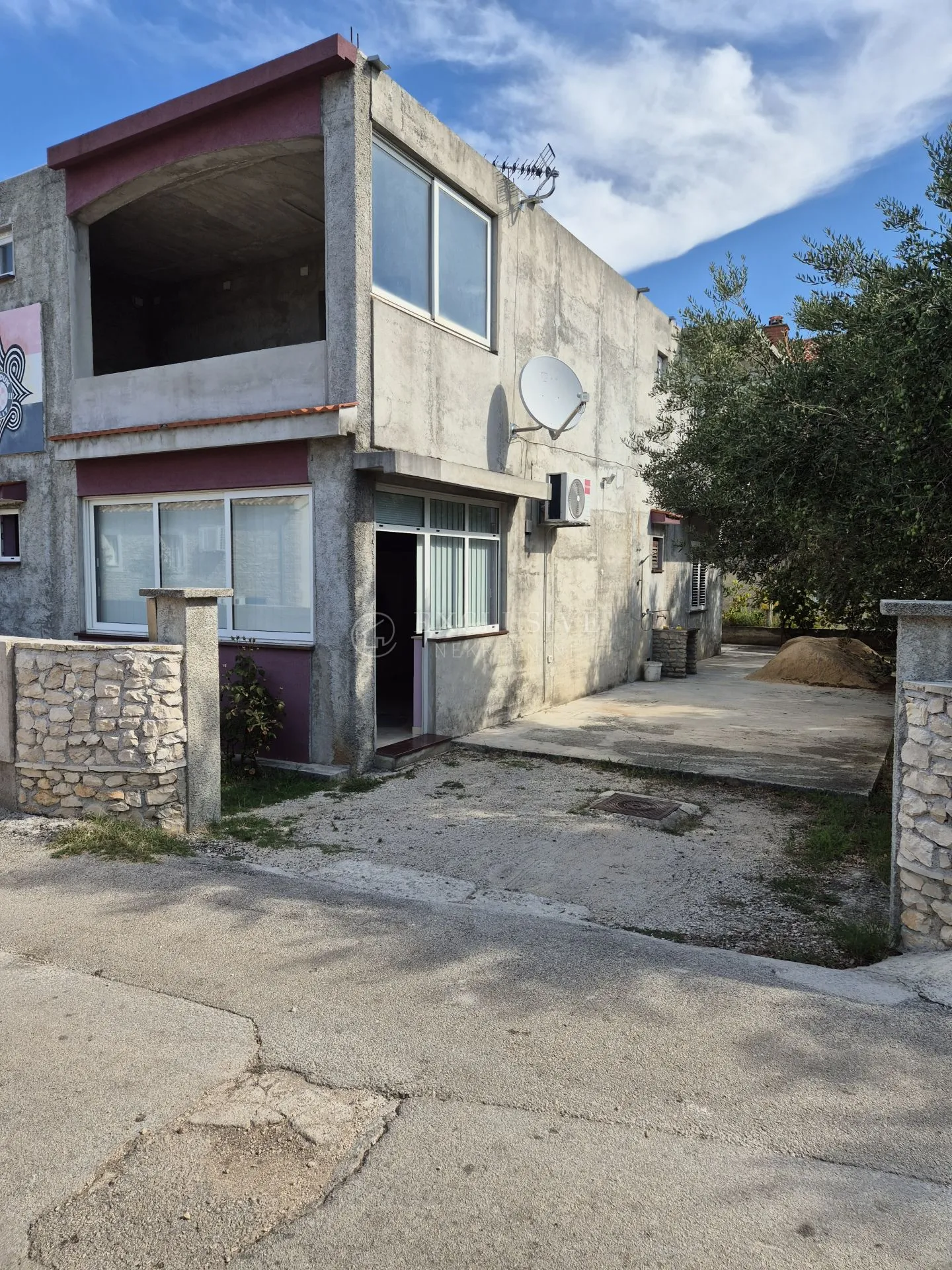 bibinje, kuća 186 m2 sa 4 stana i 470 m2 okućnice - slika 5