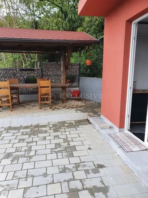 volosko kuća na fantastičnoj lokaciji s 4 apartmana ! - slika 4