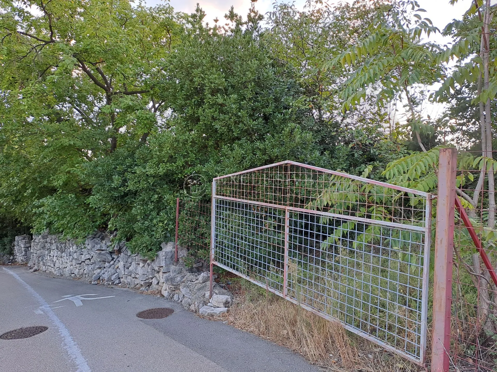 kantrida, građevinsko zemljište 1100 m2 s otvorenim pogledom na more - slika 12