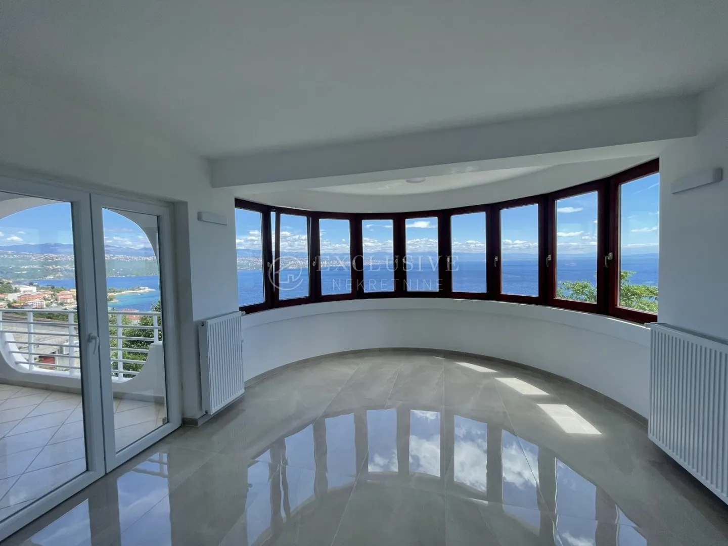 opatija - stan 2s+db u vili - panoramski pogled - parking - slika 15