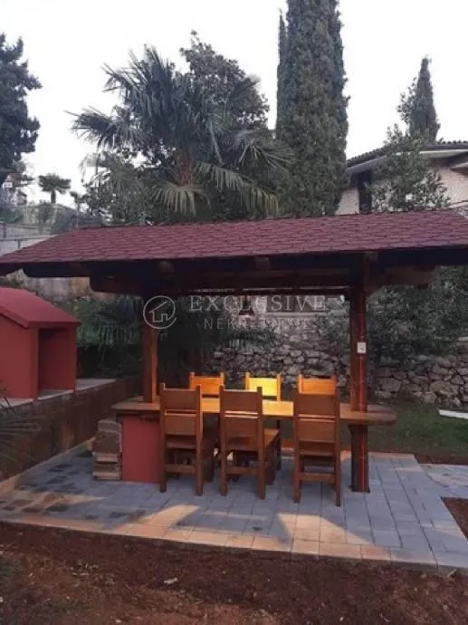 volosko kuća na fantastičnoj lokaciji s 4 apartmana ! - slika 5