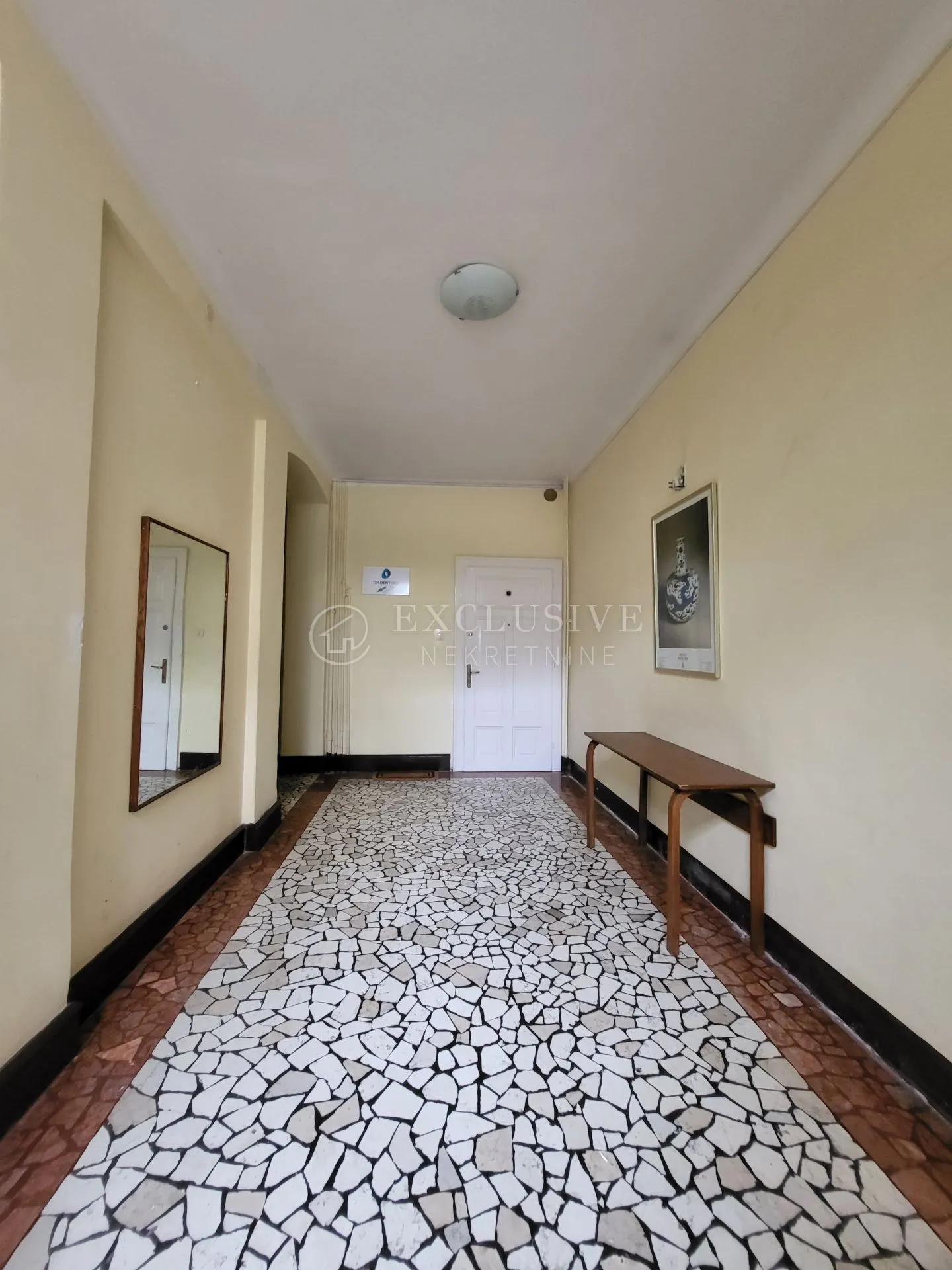 opatija centar - prekrasan stan u vili 2.red od mora s parkingom !! - slika 16