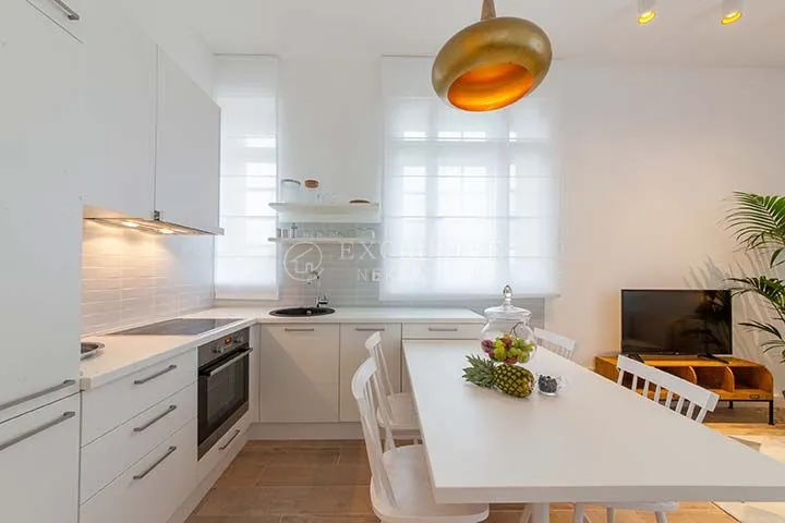 opatija centar, pet luksuzno uređenih apartmana - slika 7