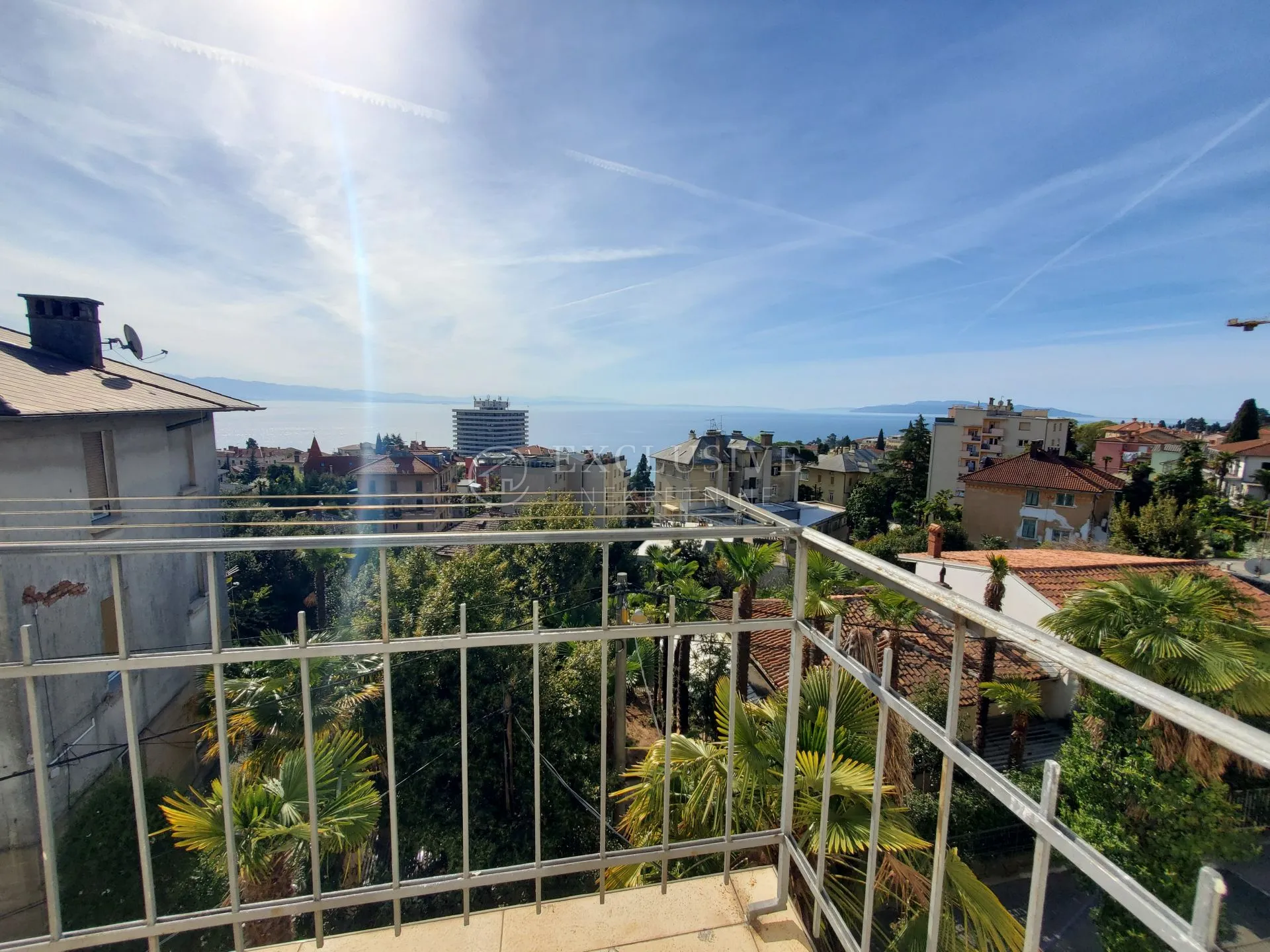opatija-centar stan u vili 200m2 s parkingom - slika 12