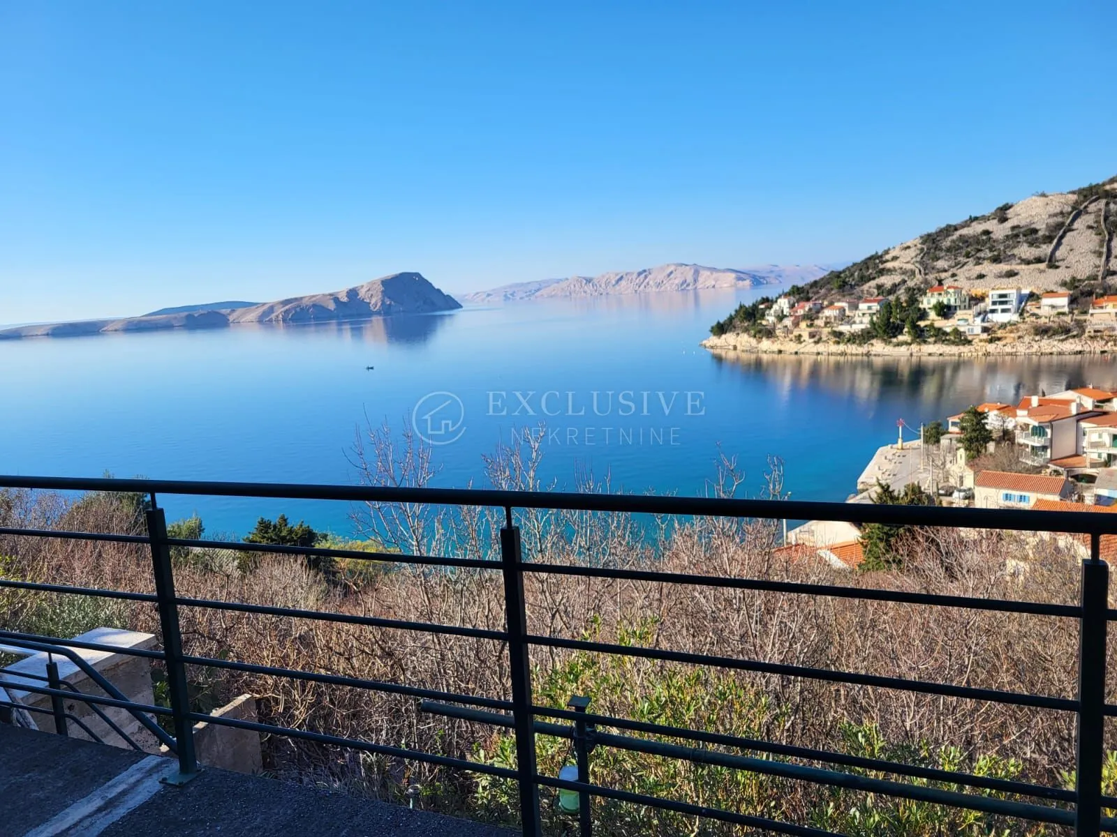 kuća, donja klada, 100m2 sa terasom 60 m2 i pogledom - slika 2
