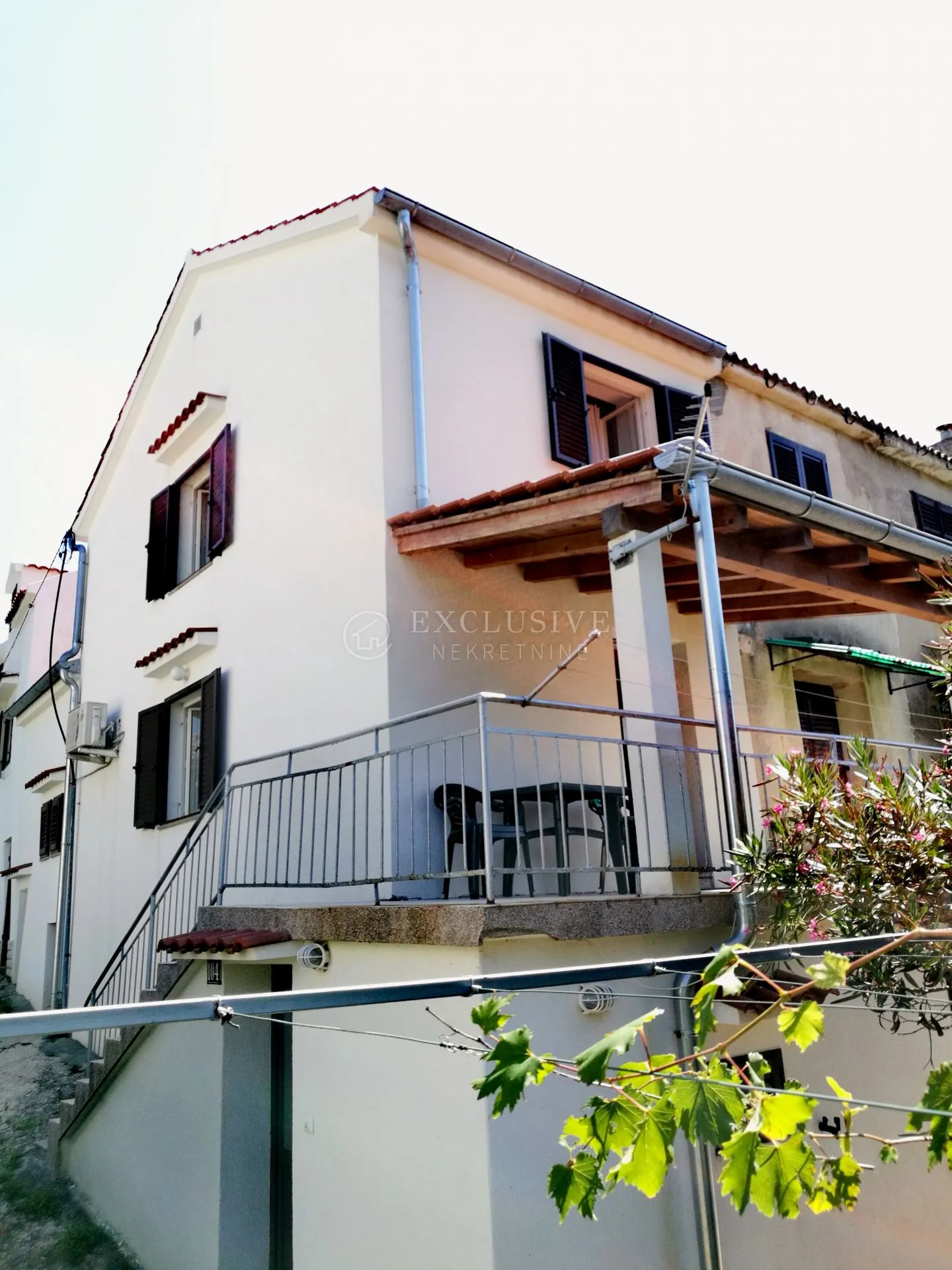 krk-jurandvor - dvoetažni apartman + zaseban apartman, terasa, vrt, parking - slika 40