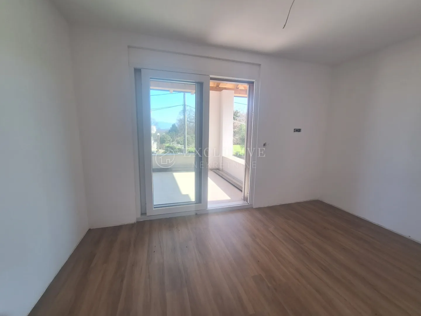 dobrinj - samostojeća kuća s bazenom - slika 22