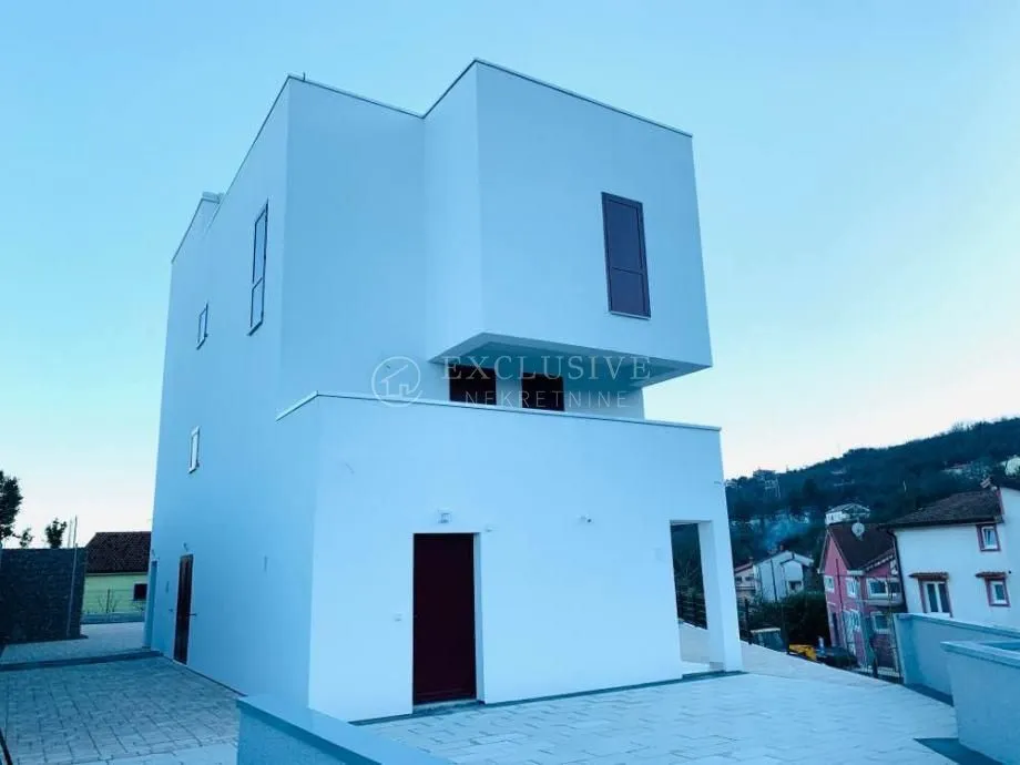 opatija-bliža okolica-penthouse od 171m2 u novoj luxsuznoj vili - slika 7