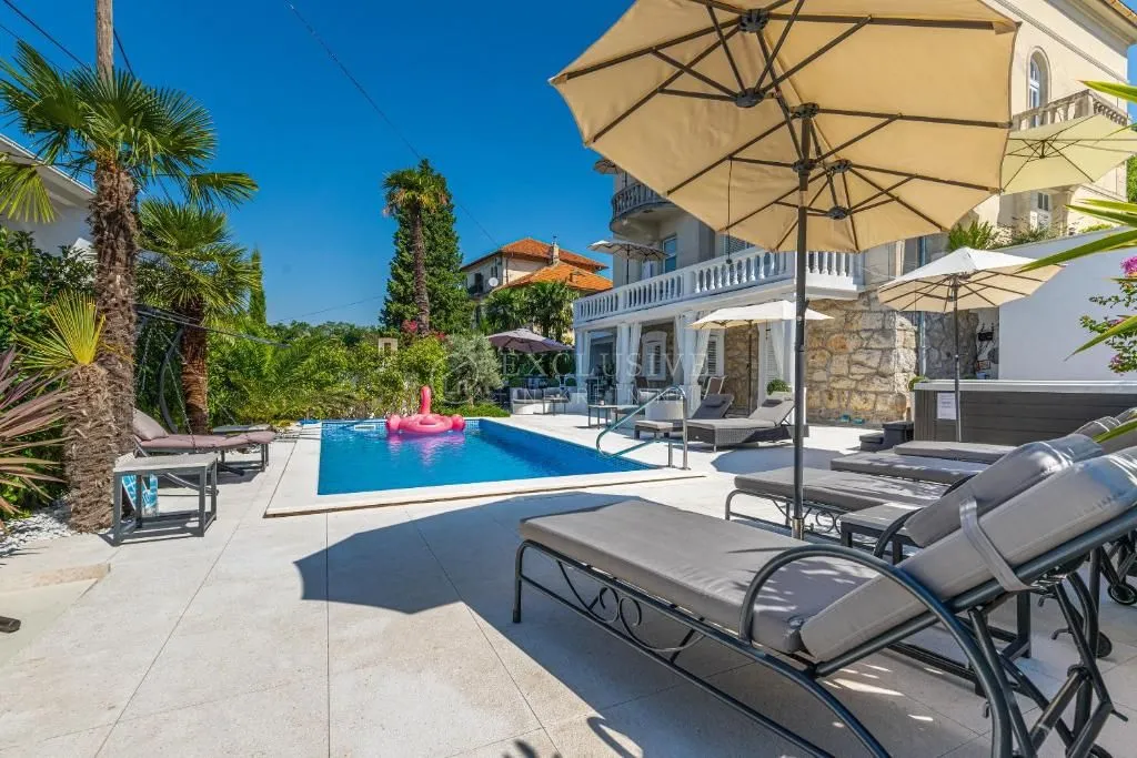 crikvenica - luksuzna villa s bazenom blizu mora - slika 7