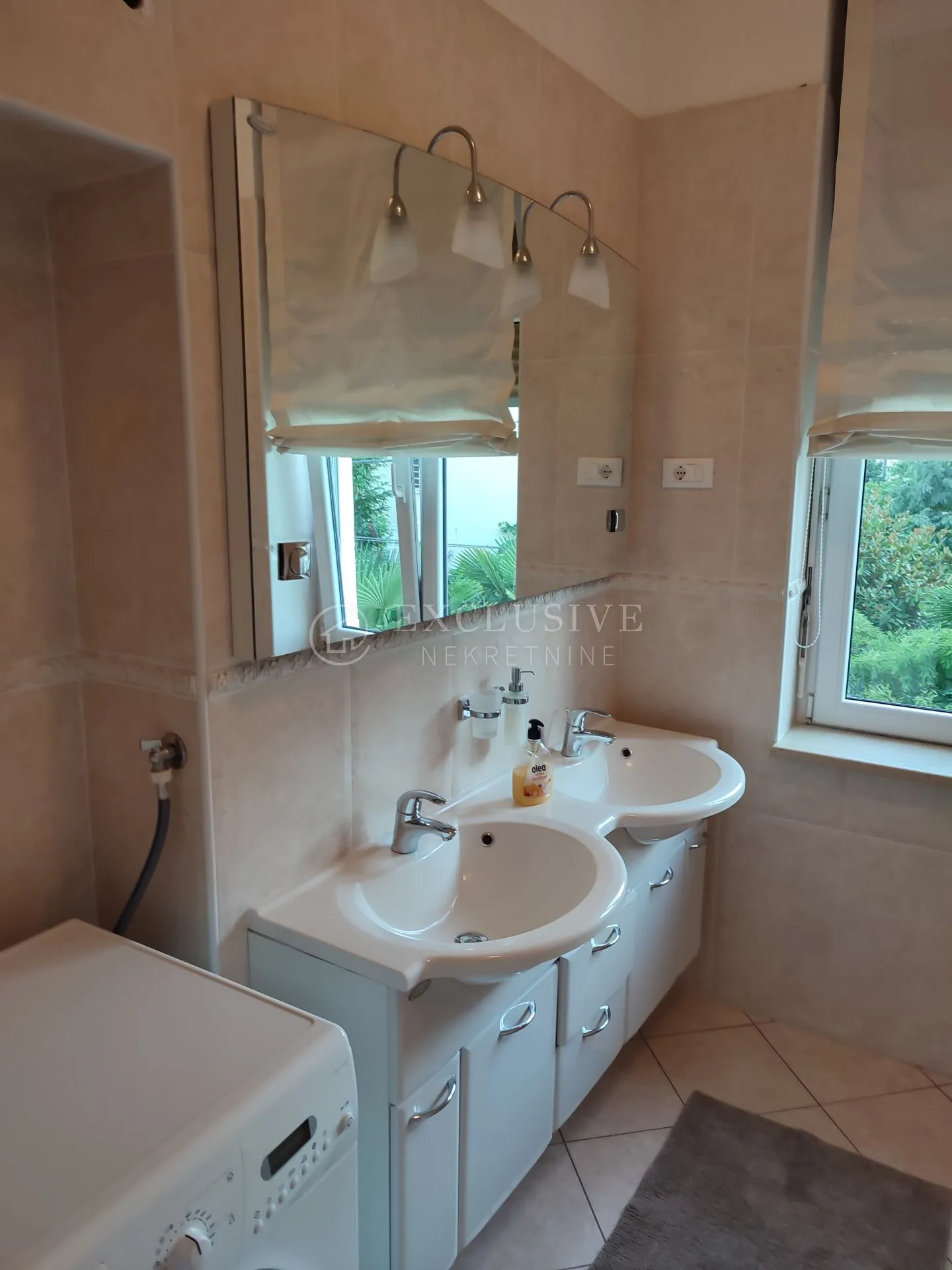 opatija - centar -luksuzni penthouse sa 3 parkirna mjesta - slika 37