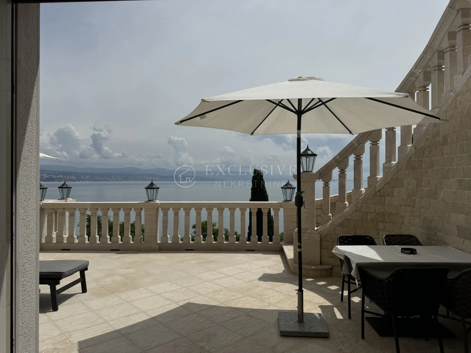 opatija 1 red do mora - exclusivna villa uz more - slika 20