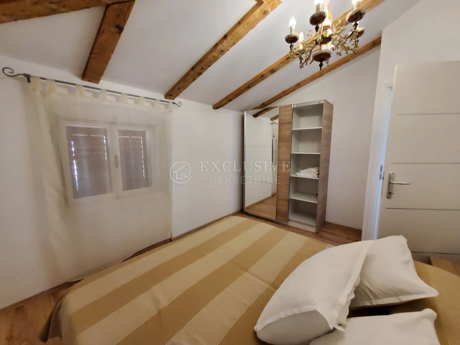opatija stan 65m2 - strogi centar !! - slika 7