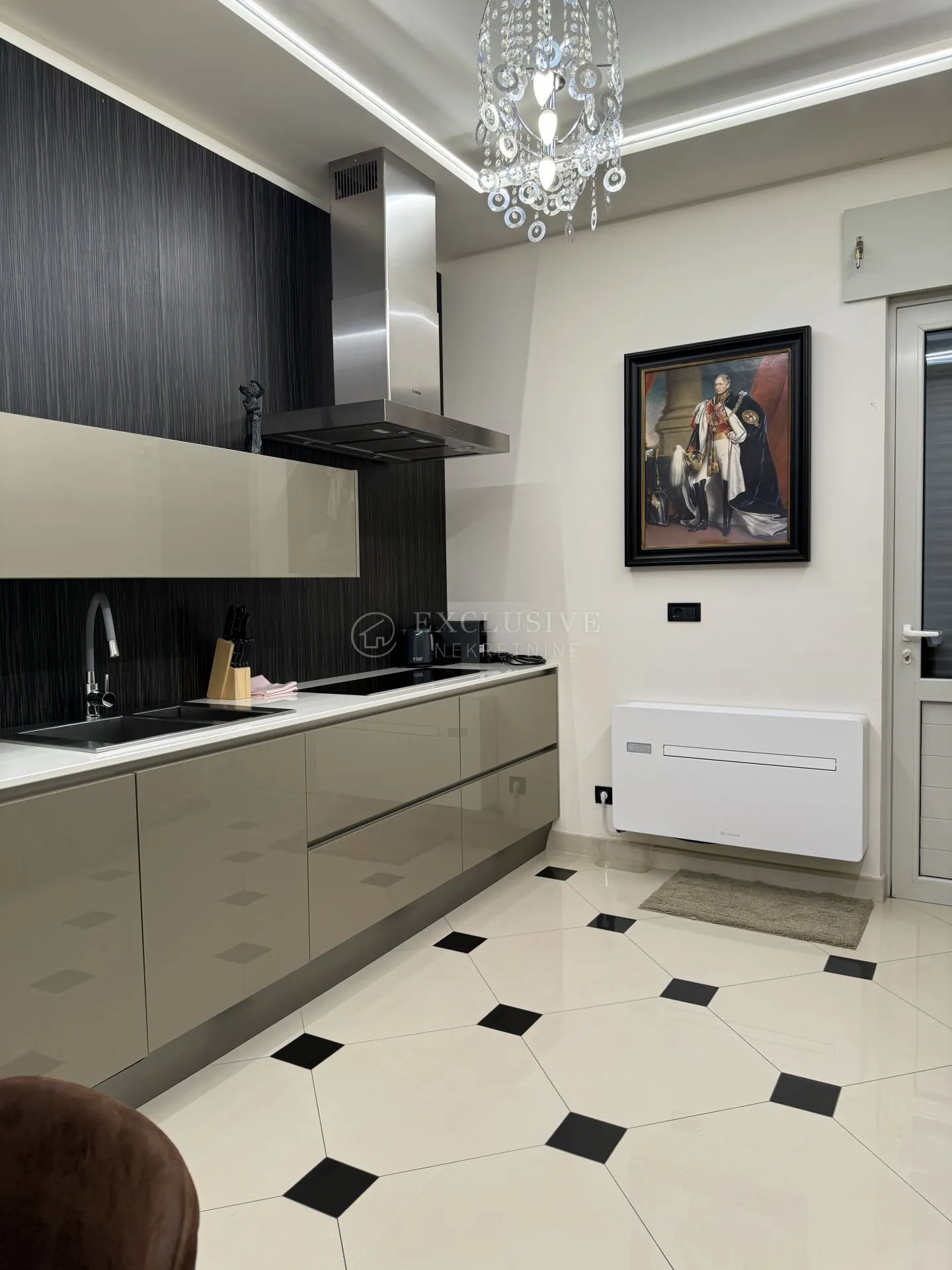 opatija 1 red do mora - exclusivna villa uz more - slika 51