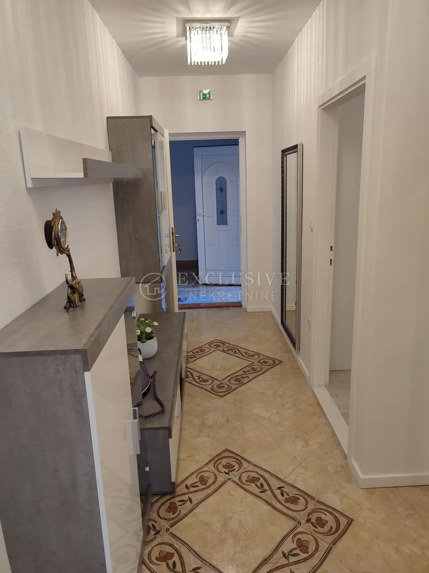 ika - oprić - apartman od dvije stambene jedinice sa bazenom - slika 25