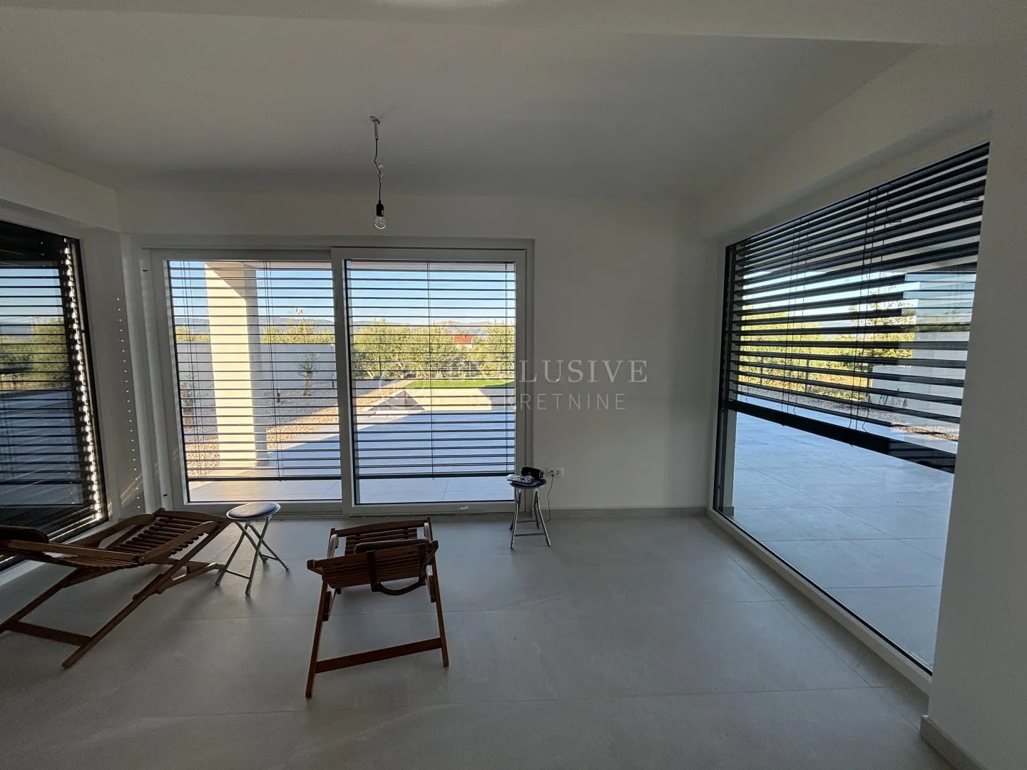 otok krk - samostojeća vila s pogledom na more - slika 4