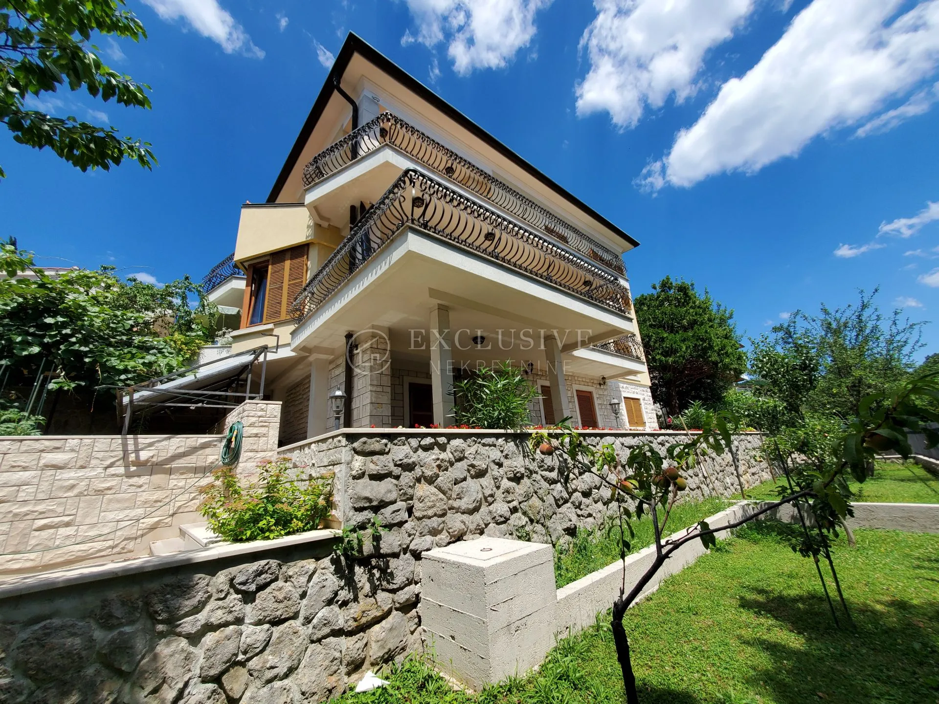 volosko prekrasna luksuzna kuća 350m2 - slika 6