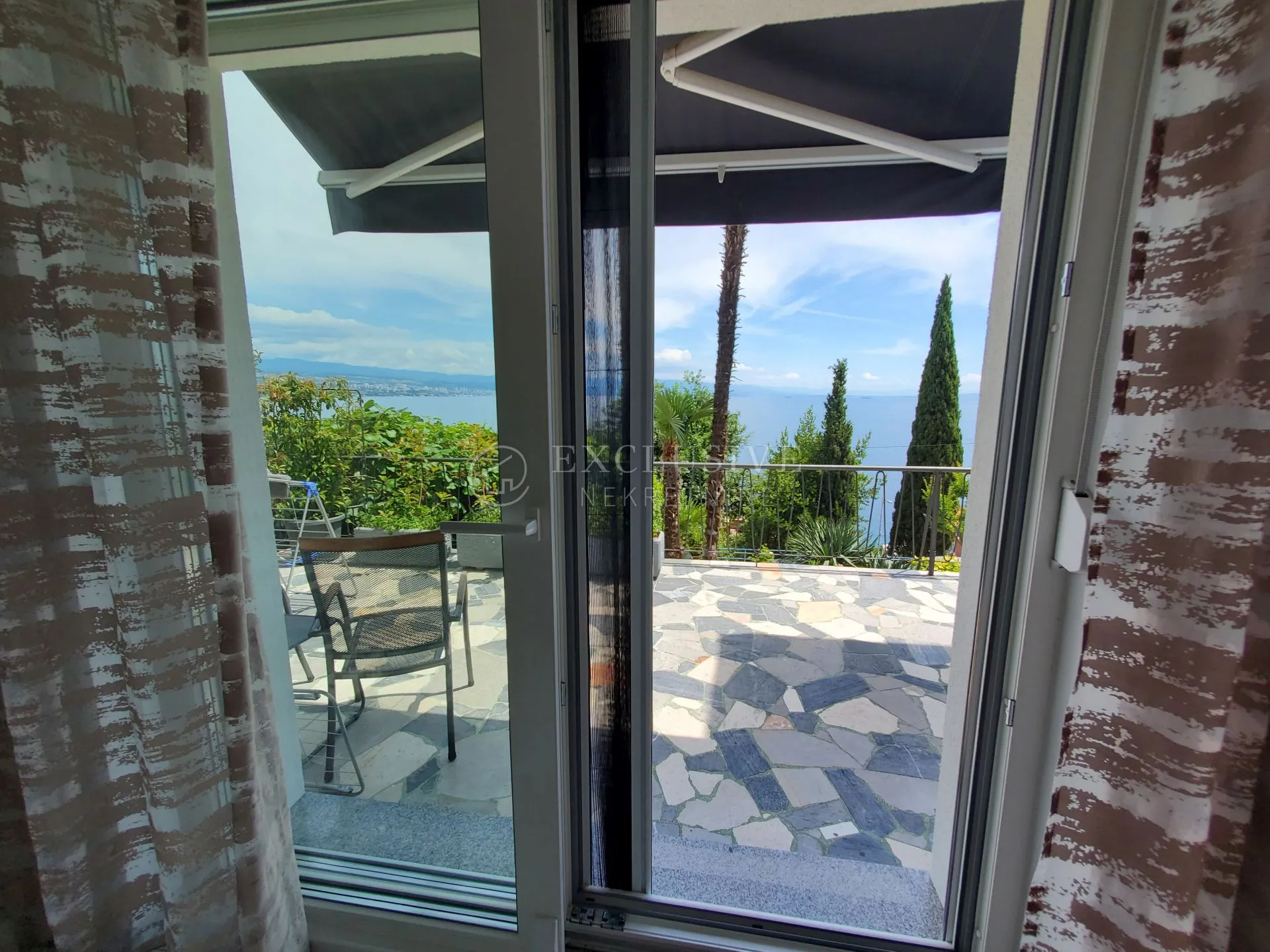 opatija stan 2.red od mora - 97m2 !! - slika 7