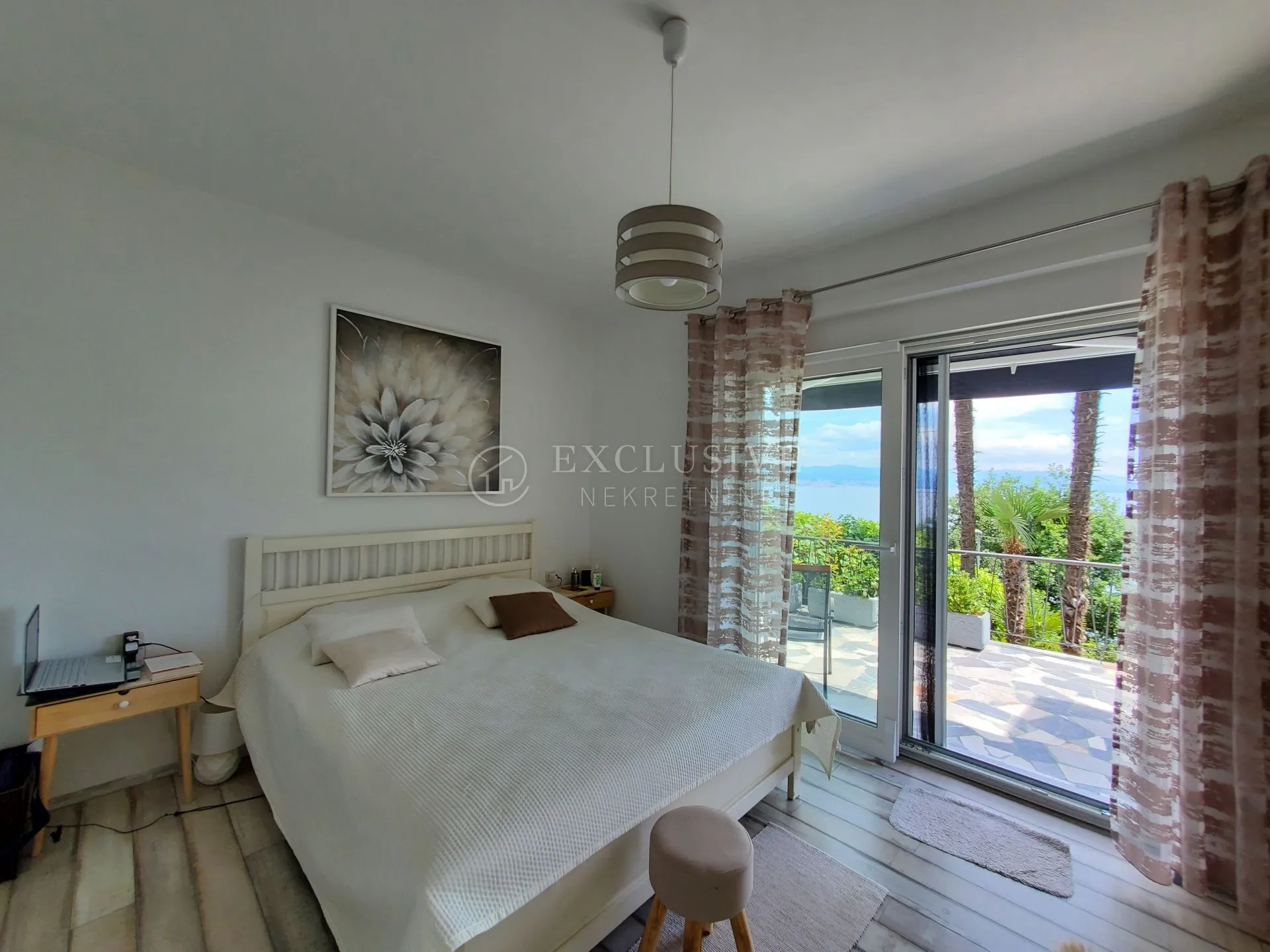 opatija stan 2.red od mora - 97m2 !! - slika 6