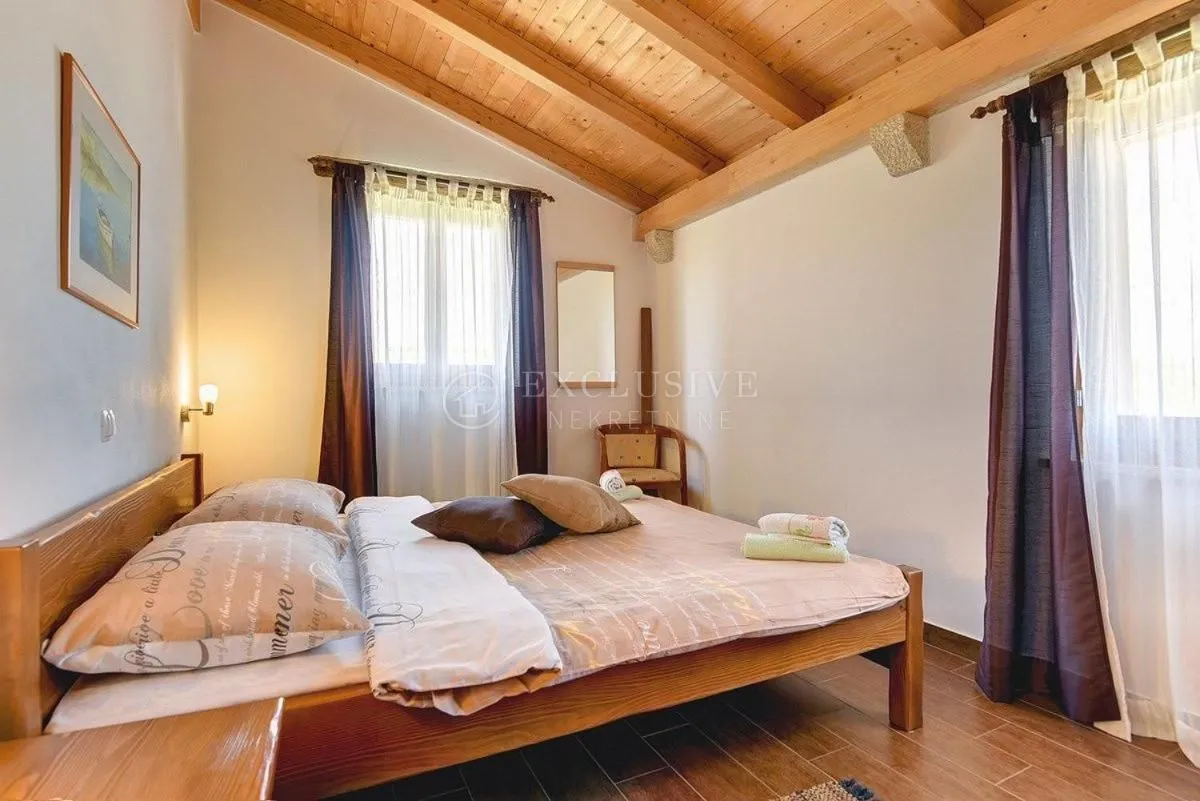 istra-pazin villa s bazenom - slika 27