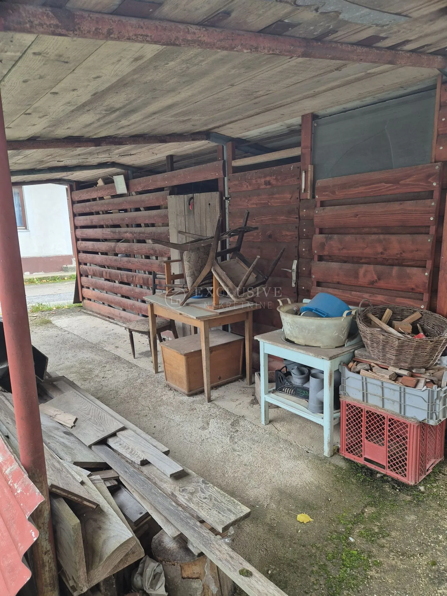 lokve, kuća u centru 344,64 m2 sa okućnicom i vrtom - slika 17