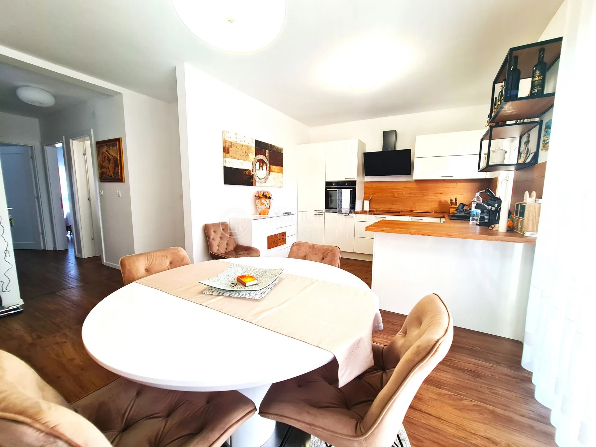 dramalj - predivni penthouse sa garažom i zasebnim apartmanom - slika 21