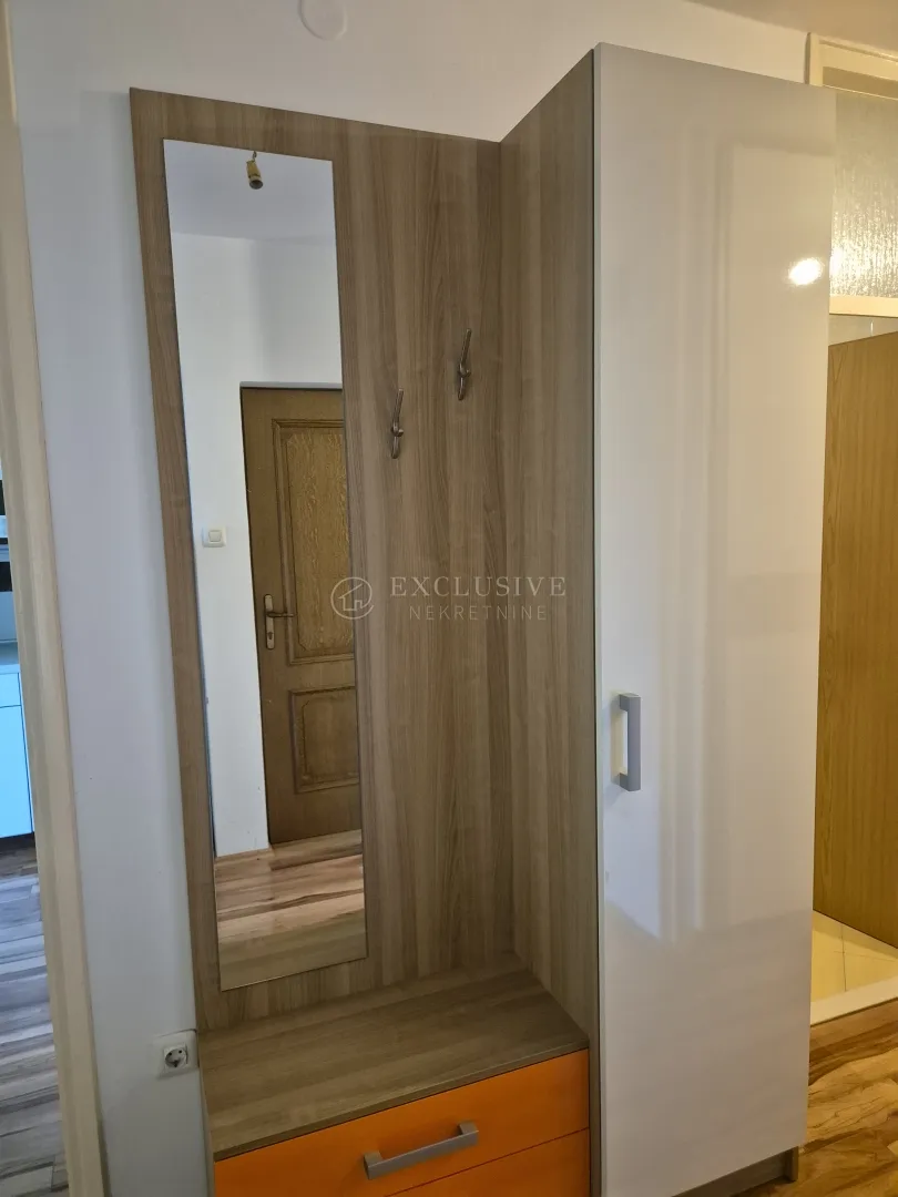 labin, 2s+db 68 m2 sa balkonom i pogledom - slika 4