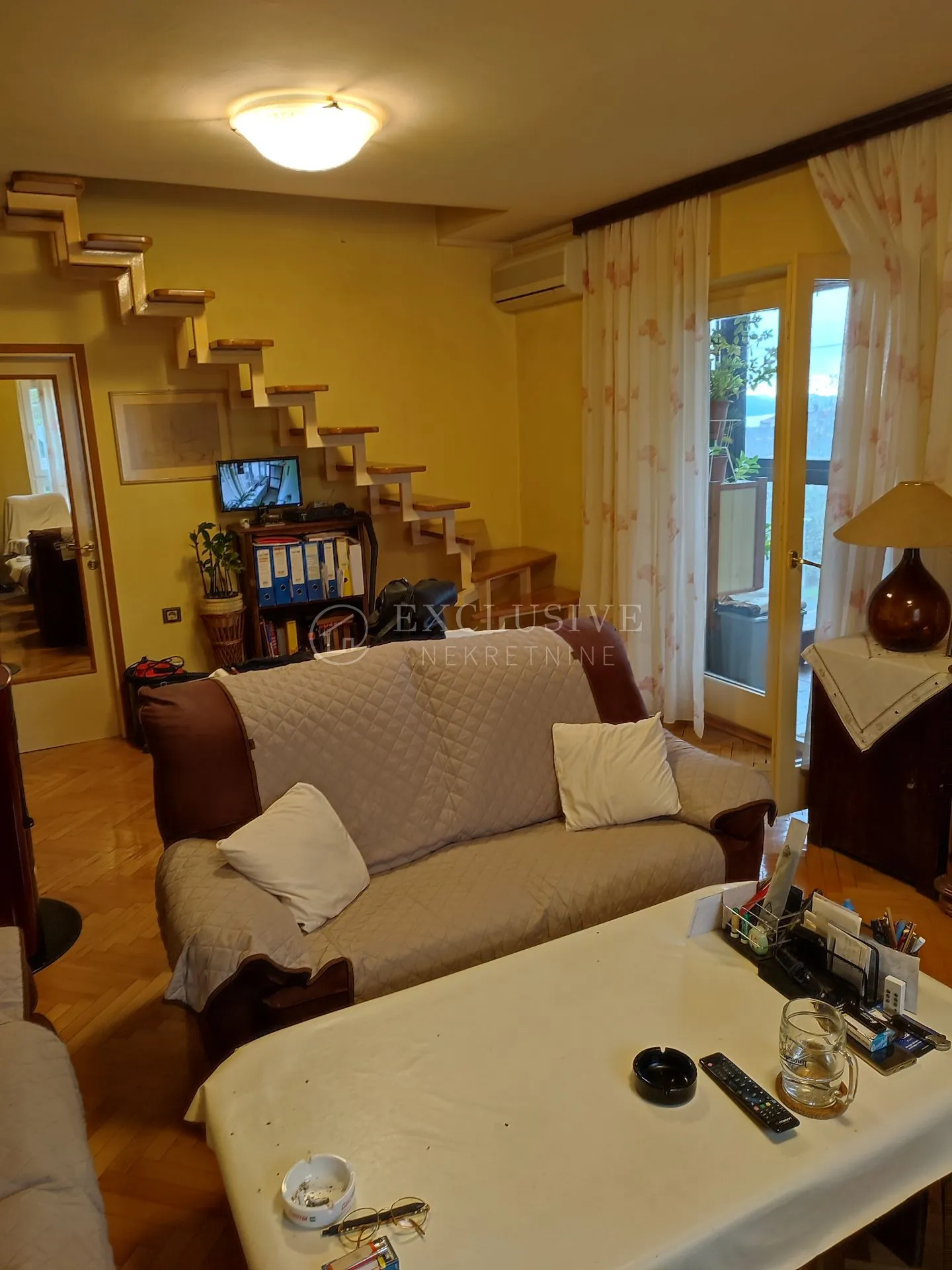 lovran - dvoetažni stan od 101m2 - slika 2
