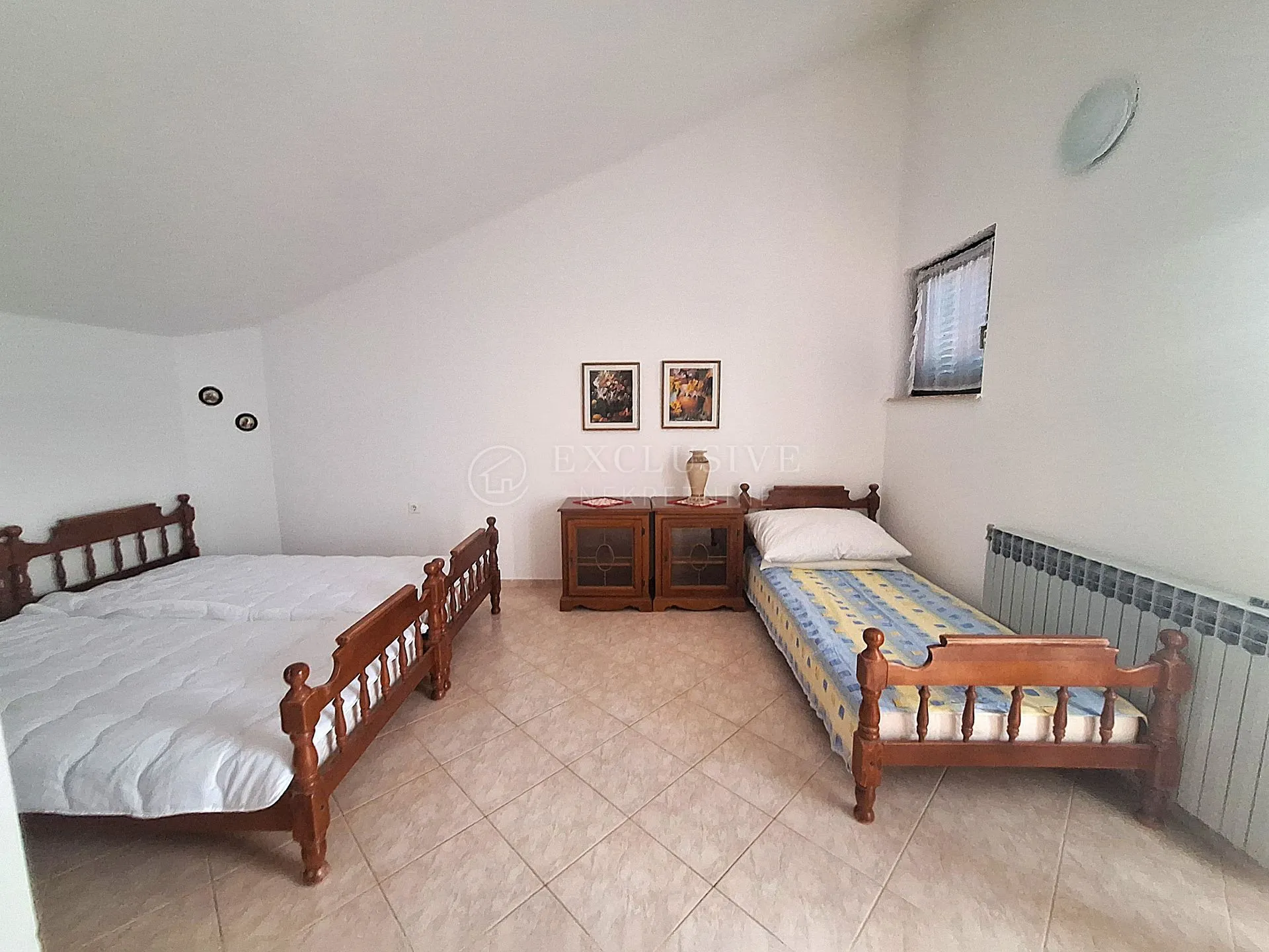 jadranovo - apartmanska vila s bazenom - slika 19